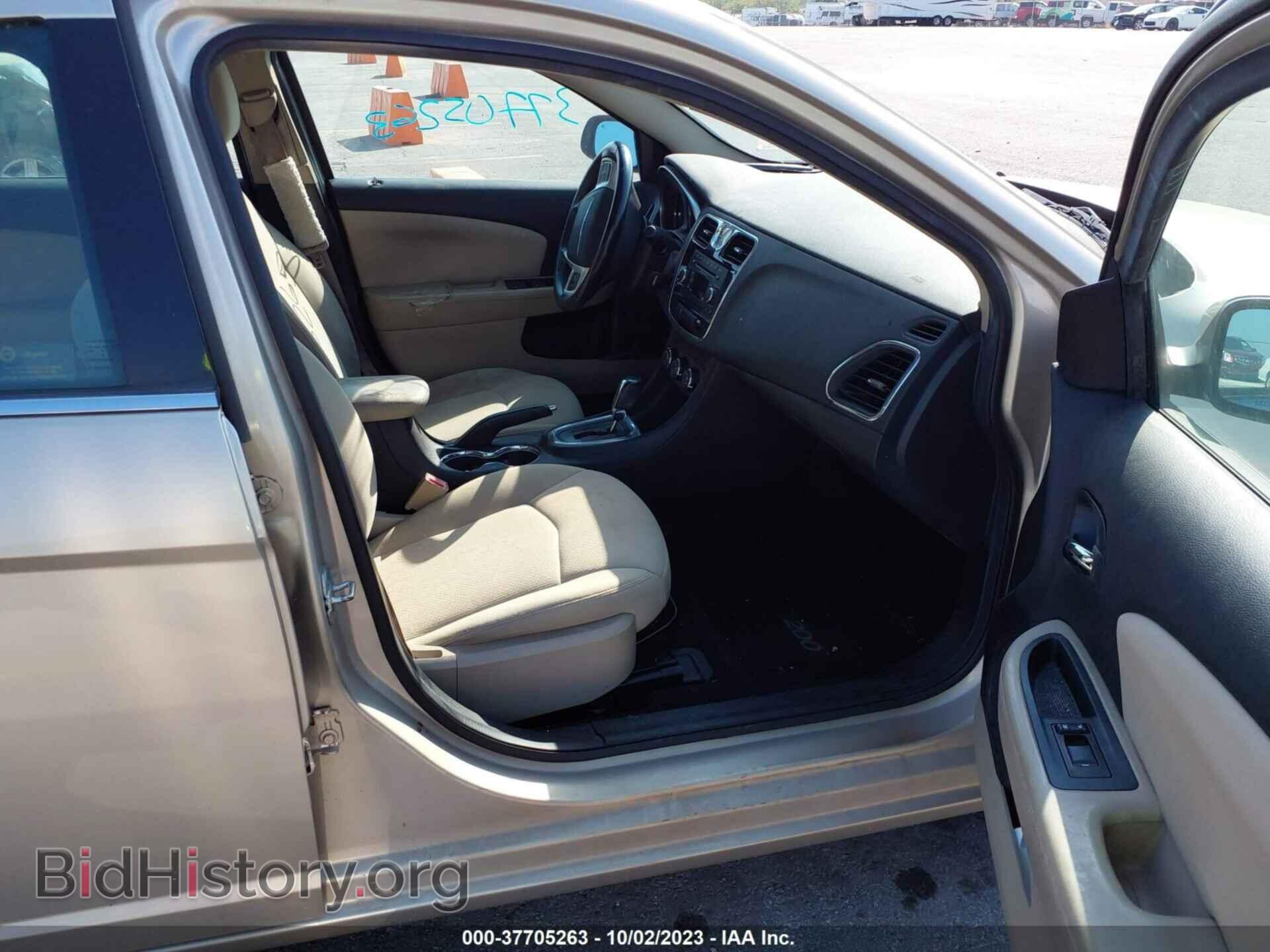 2013 CHRYSLER 200 - VIN: 1C3CCBBG8DN554250 - Фото 5