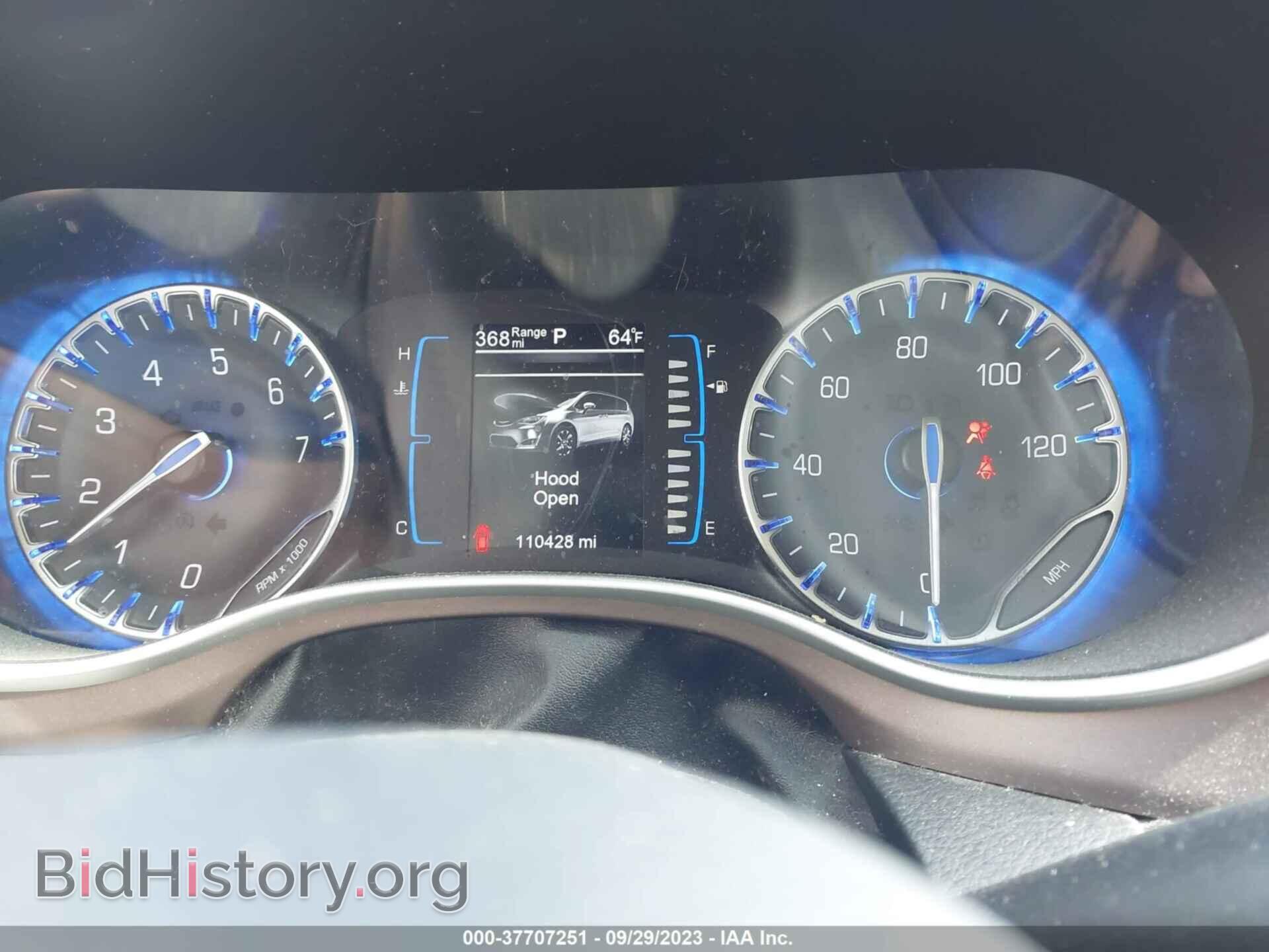 2017 CHRYSLER PACIFICA - VIN: 2C4RC1BG2HR648102 - Фото 7