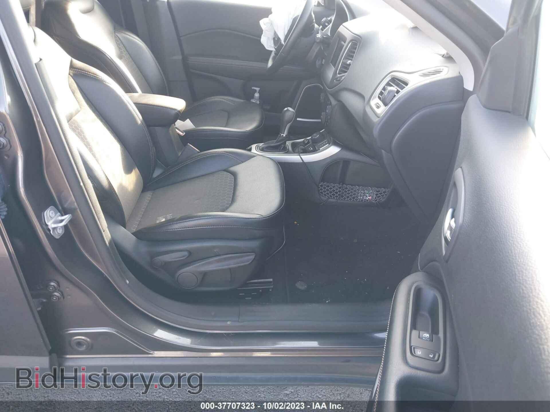 2019 JEEP COMPASS - VIN: 3C4NJDBB2KT678375 - Photo 5