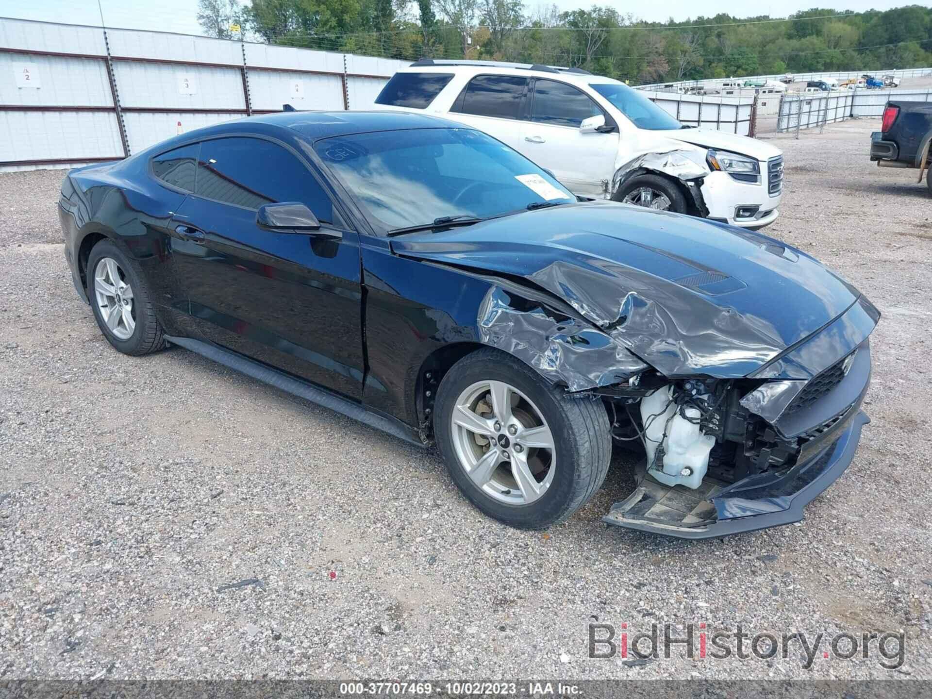 Photo 1FA6P8TH8L5177981 - FORD MUSTANG 2020