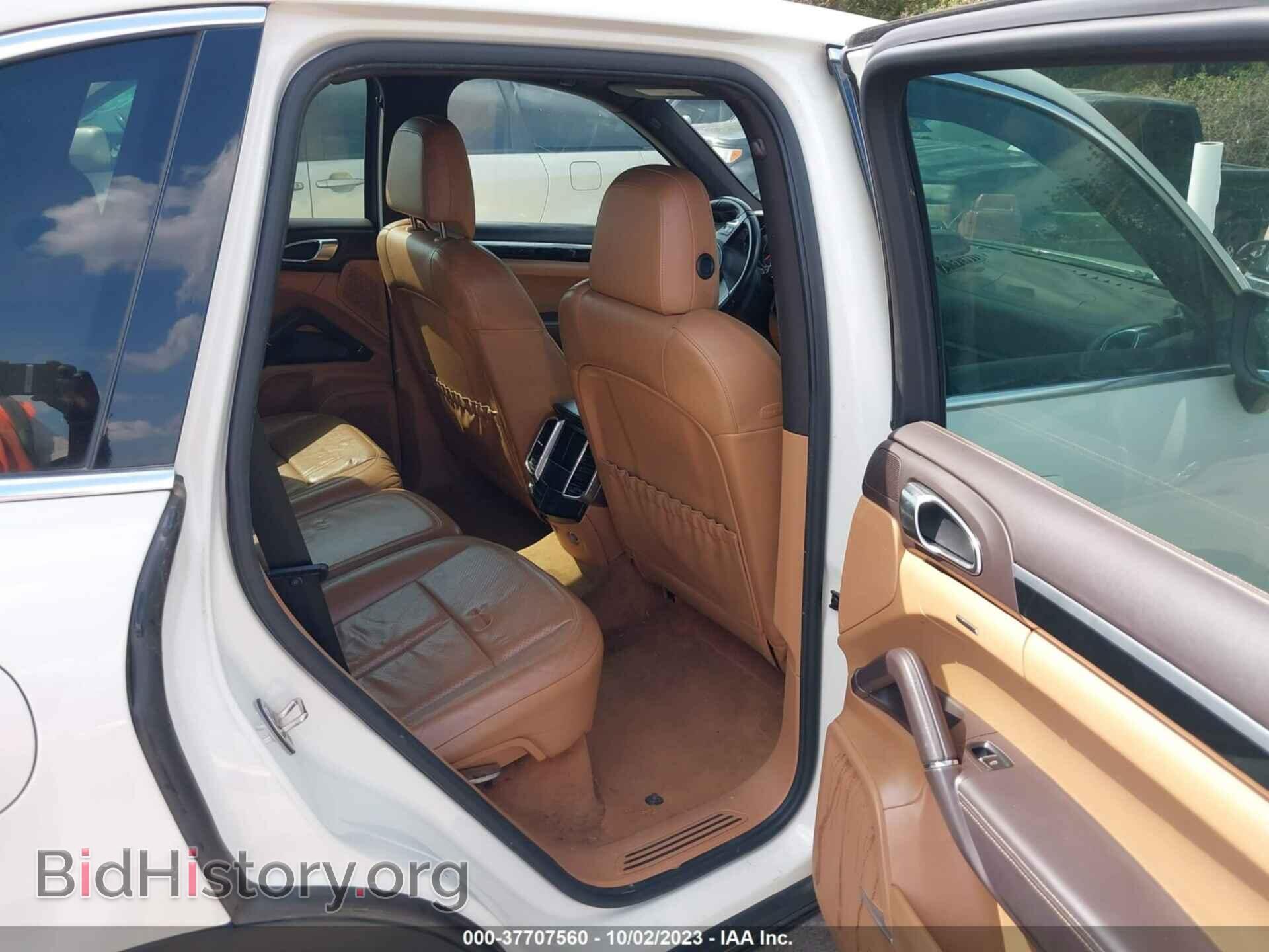 2012 PORSCHE CAYENNE - VIN: WP1AA2A28CLA01072 - Фото 8