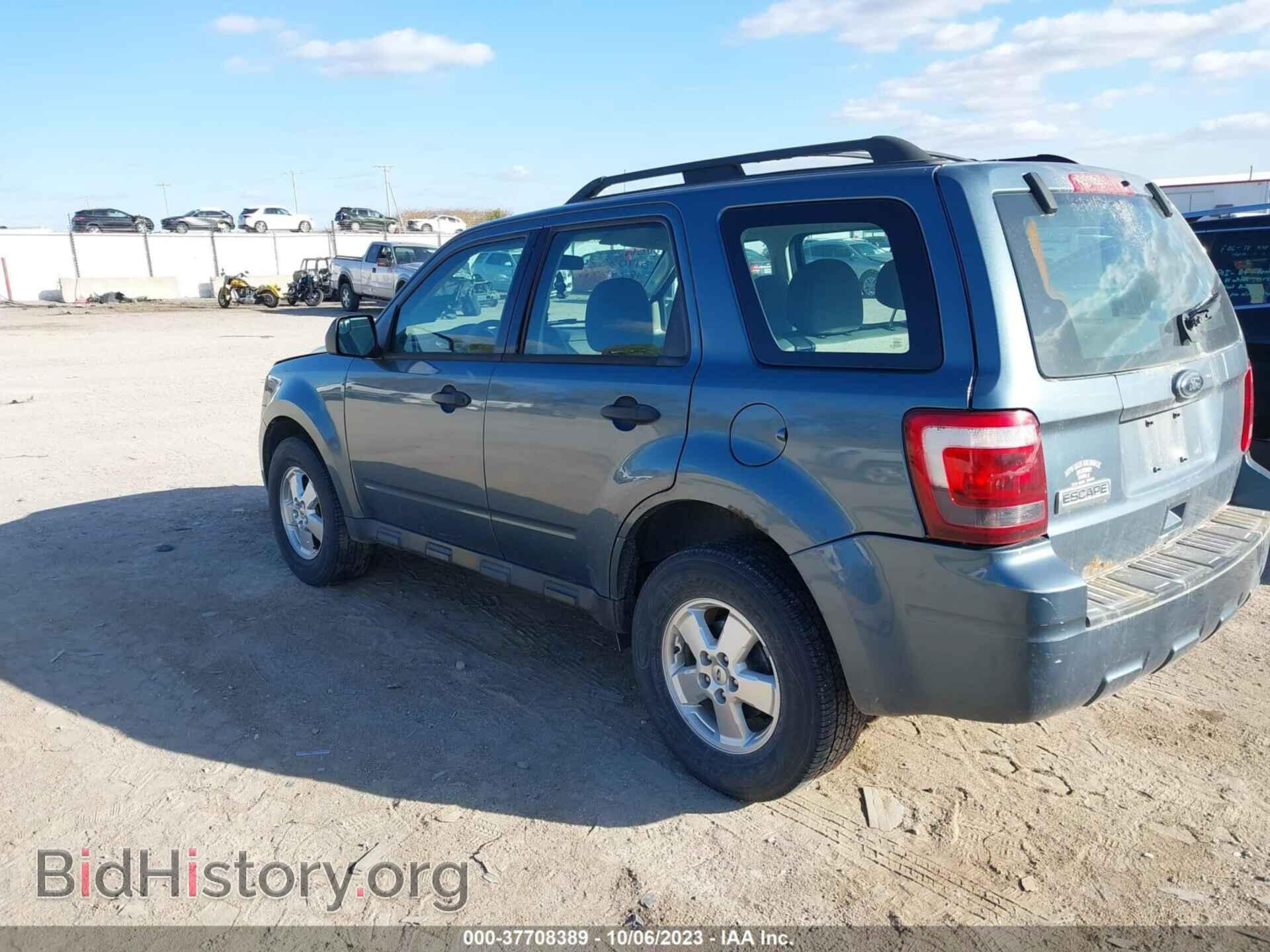 2011 FORD ESCAPE - VIN: 1FMCU0C71BKA33165 - Photo 3