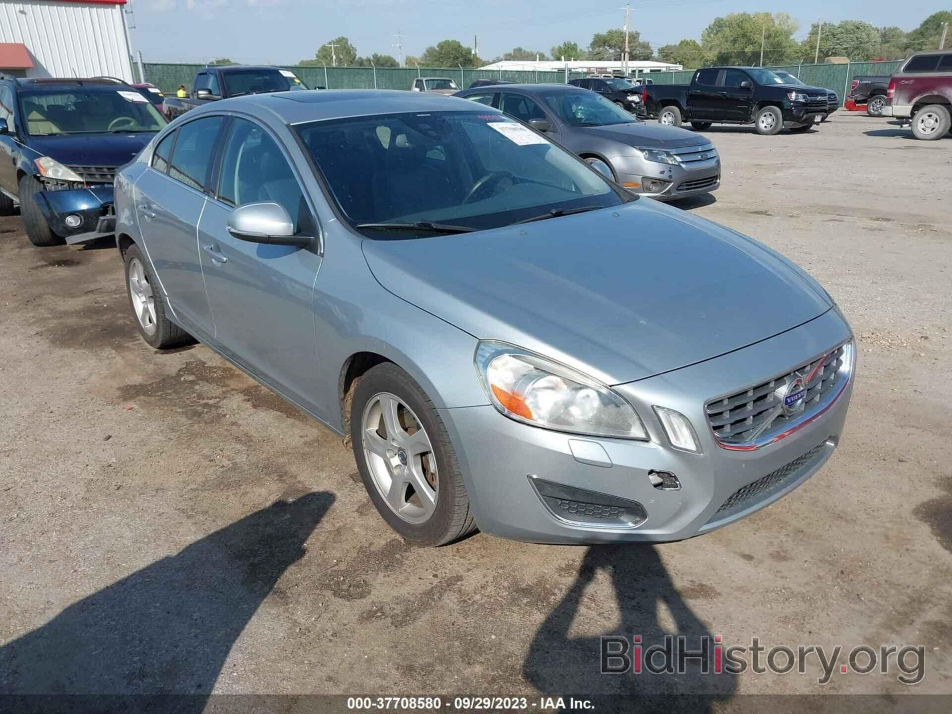Photo YV1612FH7D2174961 - VOLVO S60 2013