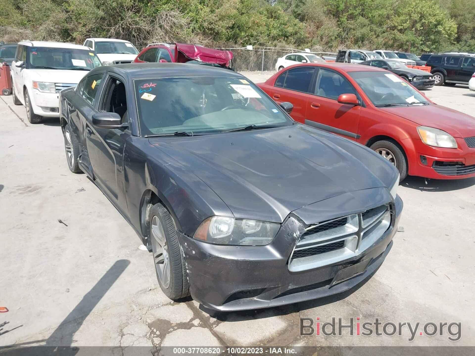 Photo 2C3CDXBG4DH639430 - DODGE CHARGER 2013
