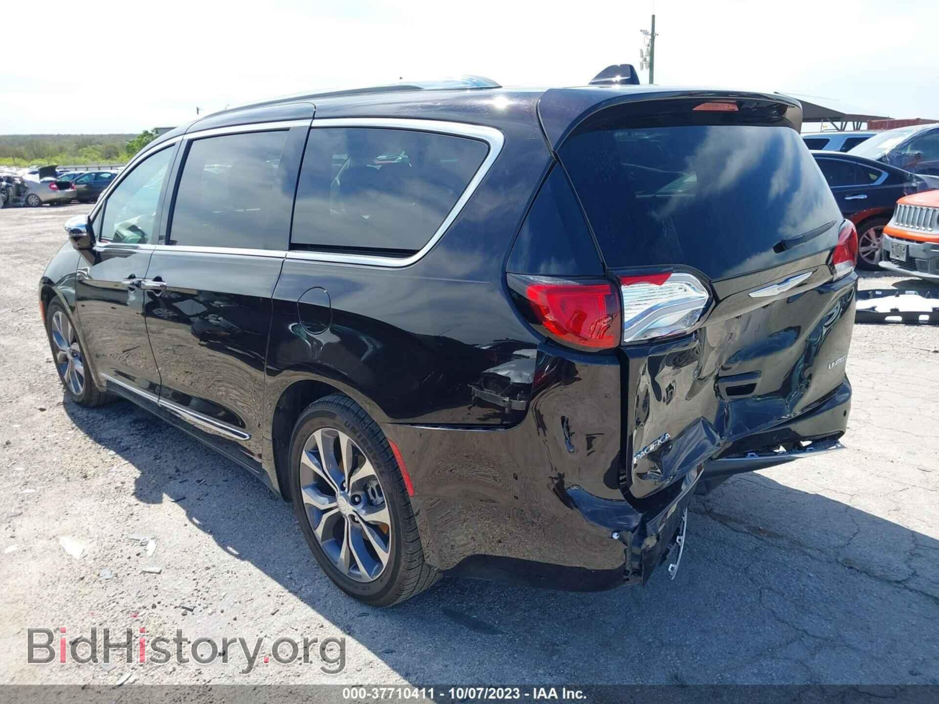 2017 CHRYSLER PACIFICA - VIN: 2C4RC1GG9HR841534 - Фото 3