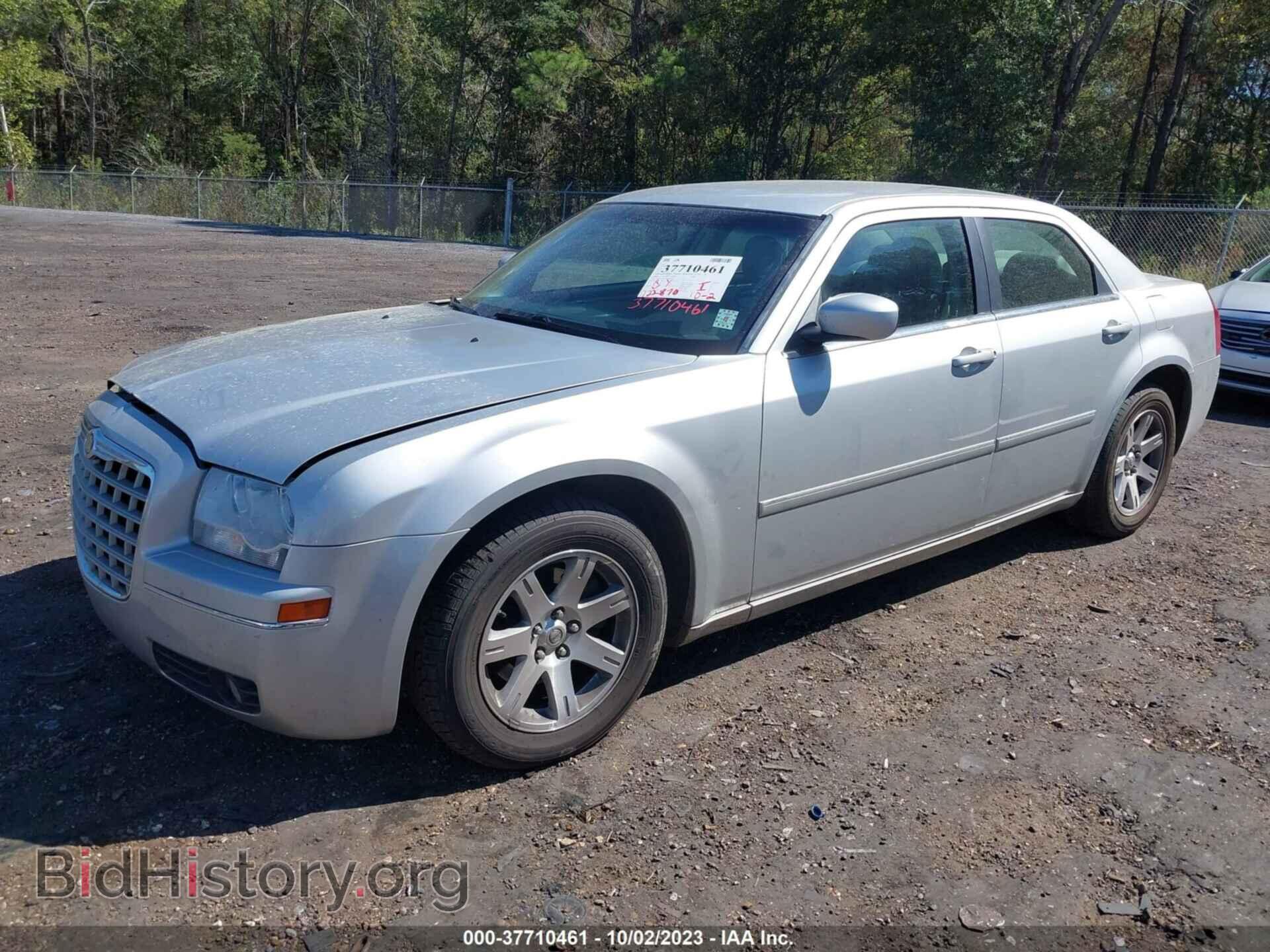 2006 CHRYSLER 300 - VIN: 2C3KA53G46H199106 - Фото 2