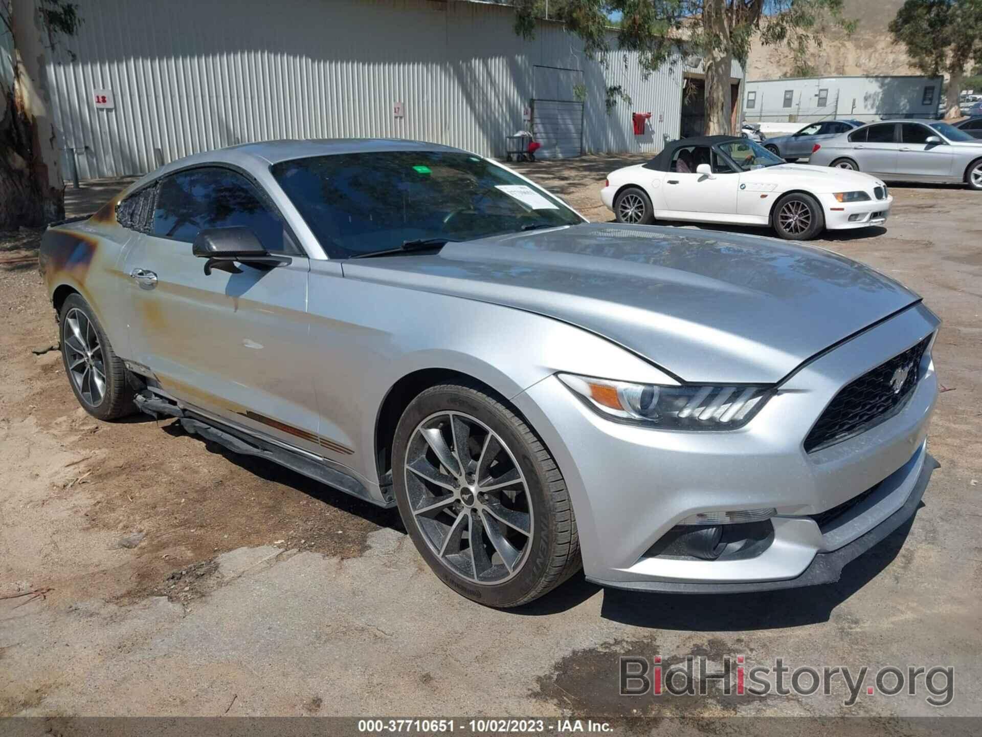Photo 1FA6P8TH9H5263758 - FORD MUSTANG 2017