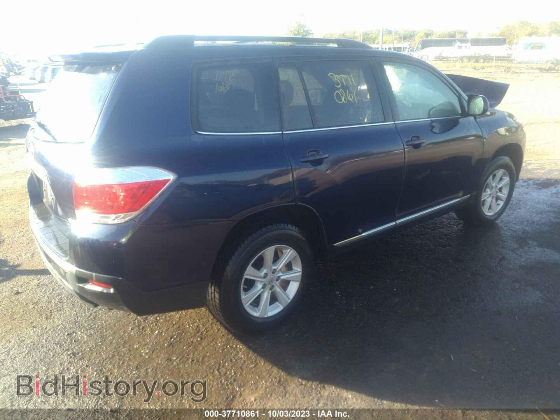 2012 TOYOTA HIGHLANDER - VIN: 5TDBK3EH8CS103638 - Фото 4