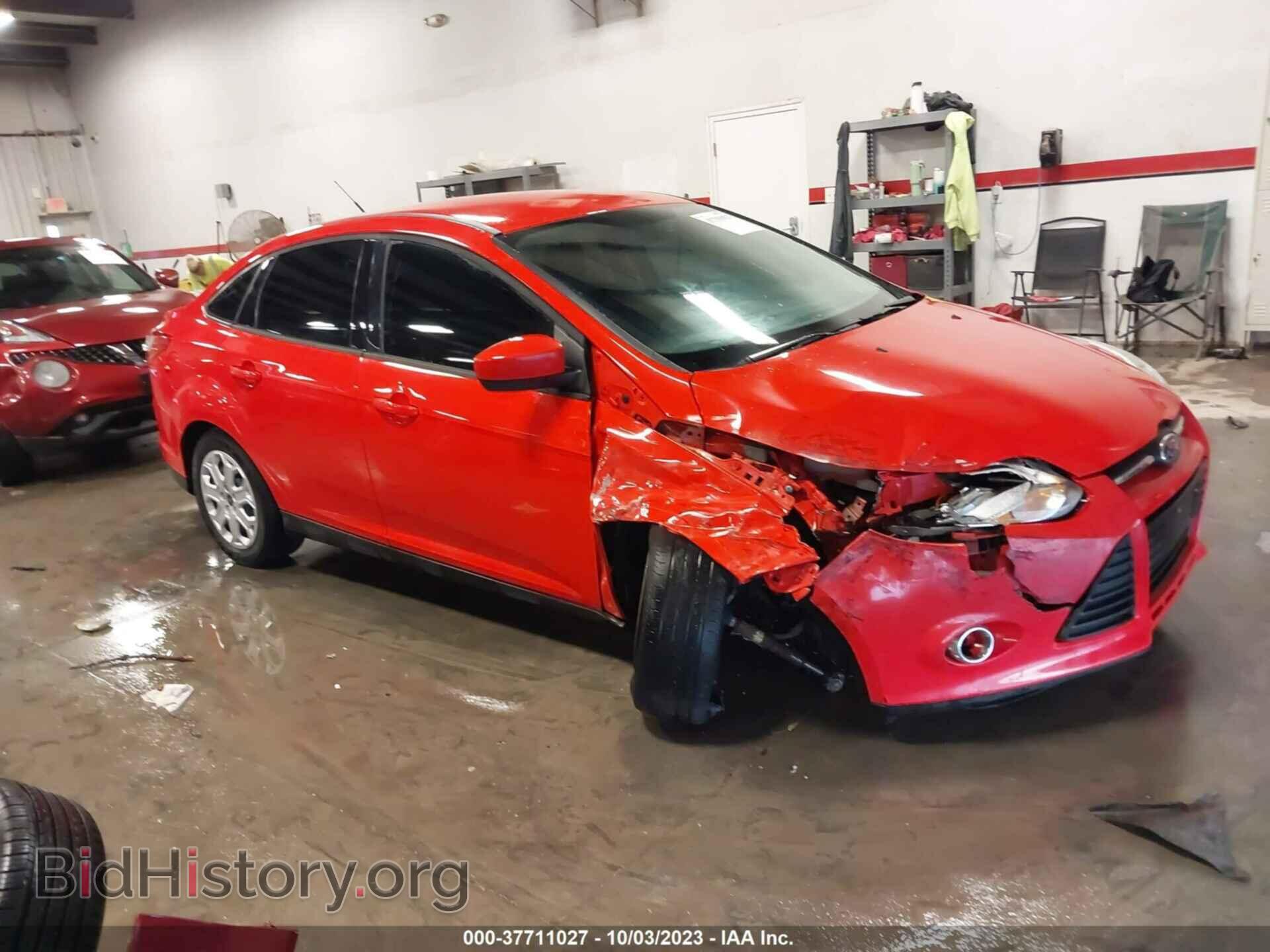 Фотография 1FAHP3F24CL267403 - FORD FOCUS 2012