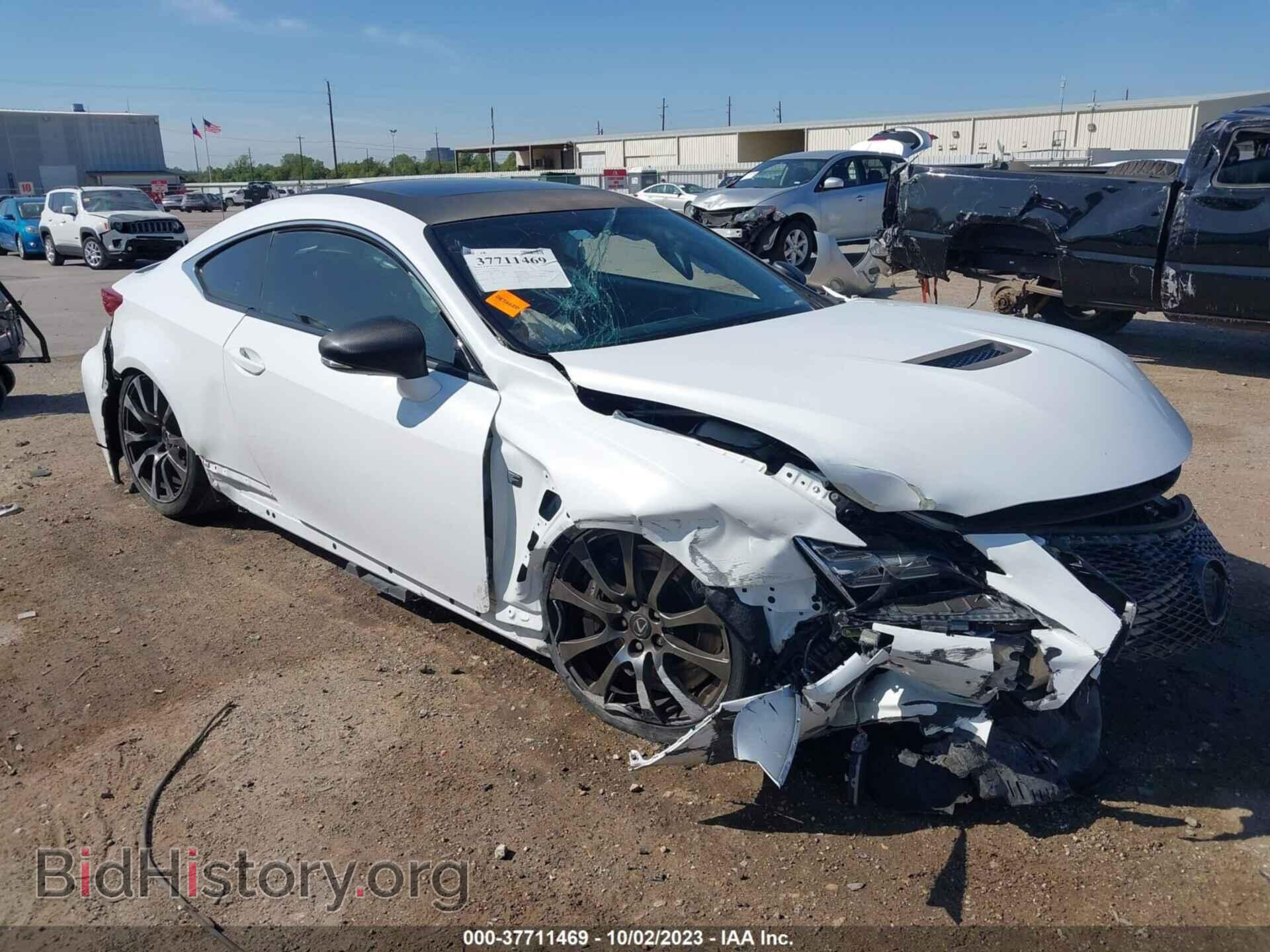 Photo JTHHP5BC2F5000384 - LEXUS RC F 2015