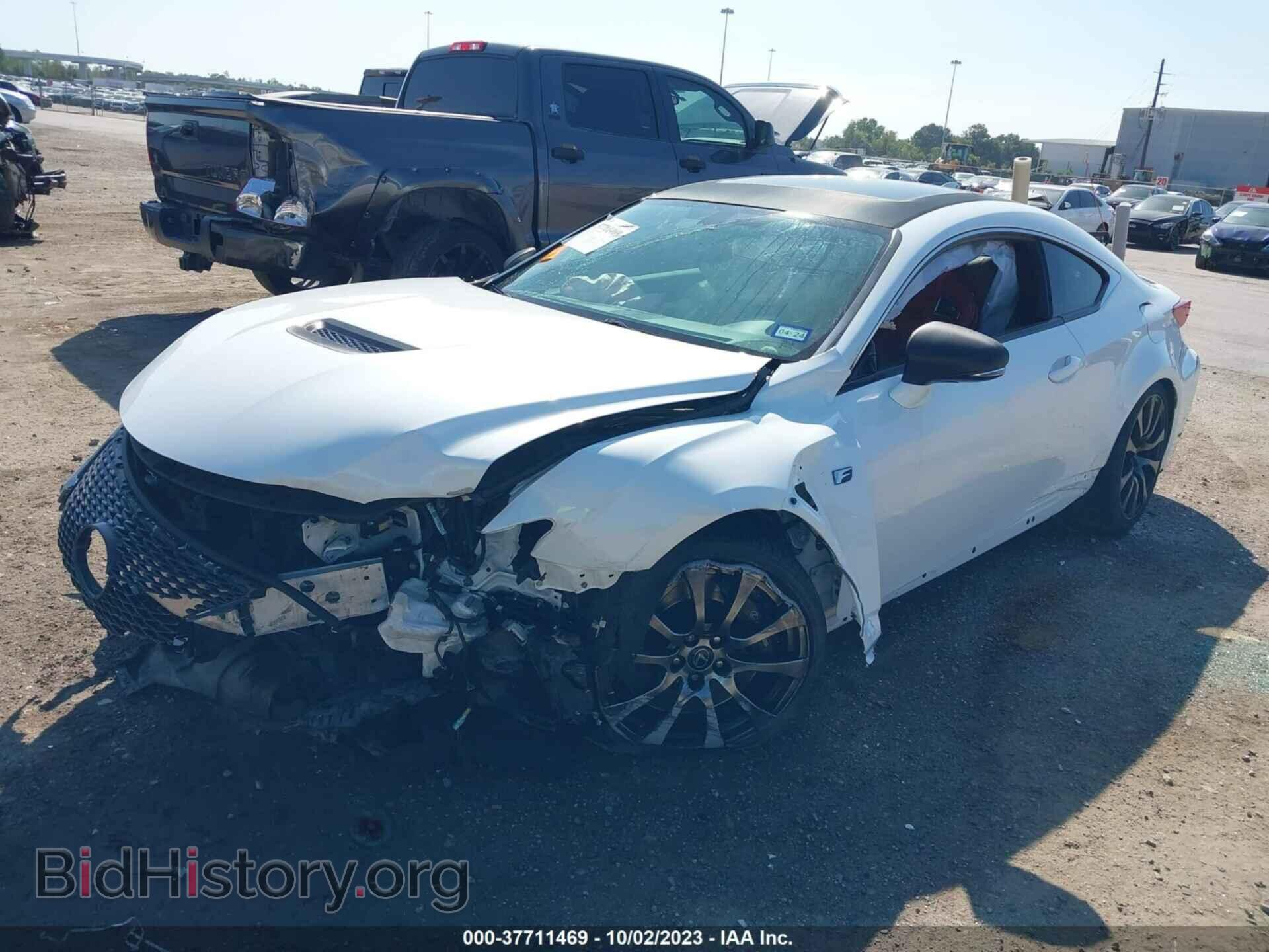 2015 LEXUS RC F - VIN: JTHHP5BC2F5000384 - Фото 2