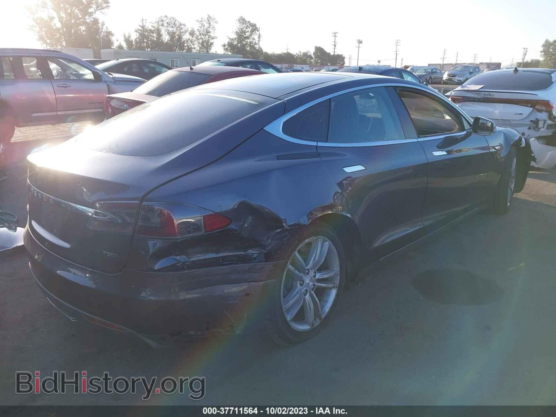 2015 TESLA MODEL S - VIN: 5YJSA1S26FF082255 - Фото 4
