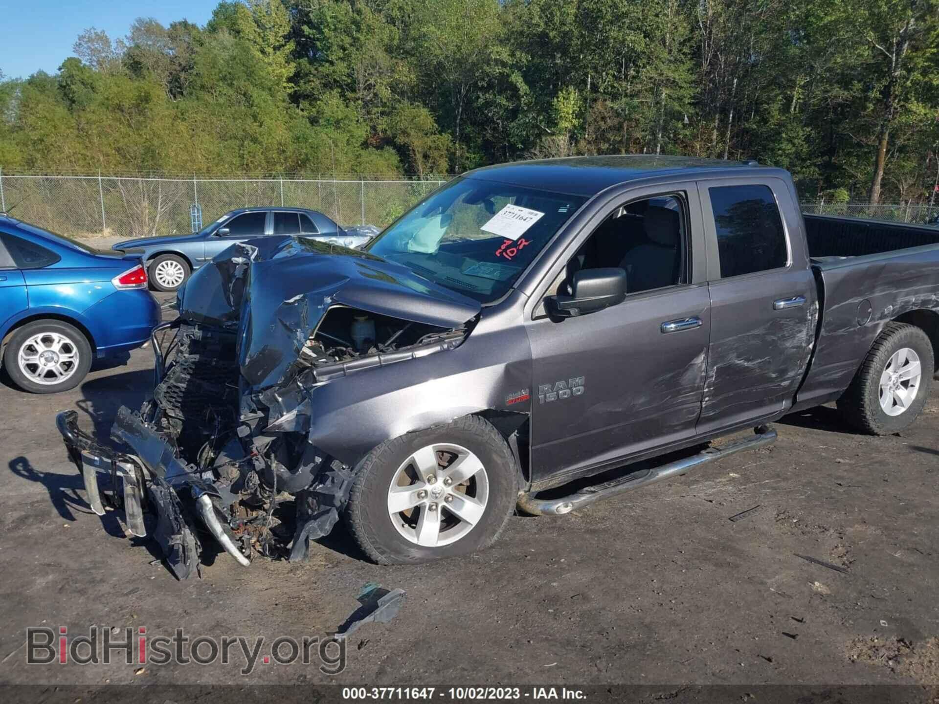 2017 RAM 1500 - VIN: 1C6RR7GT4HS551819 - Фото 2