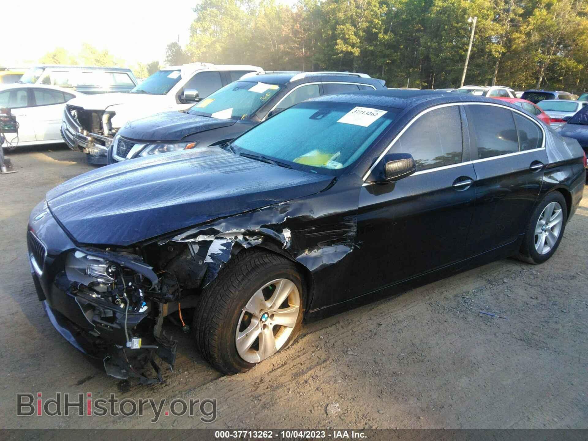2011 BMW 5 SERIES - VIN: WBAFR1C52BDS36896 - Фото 2