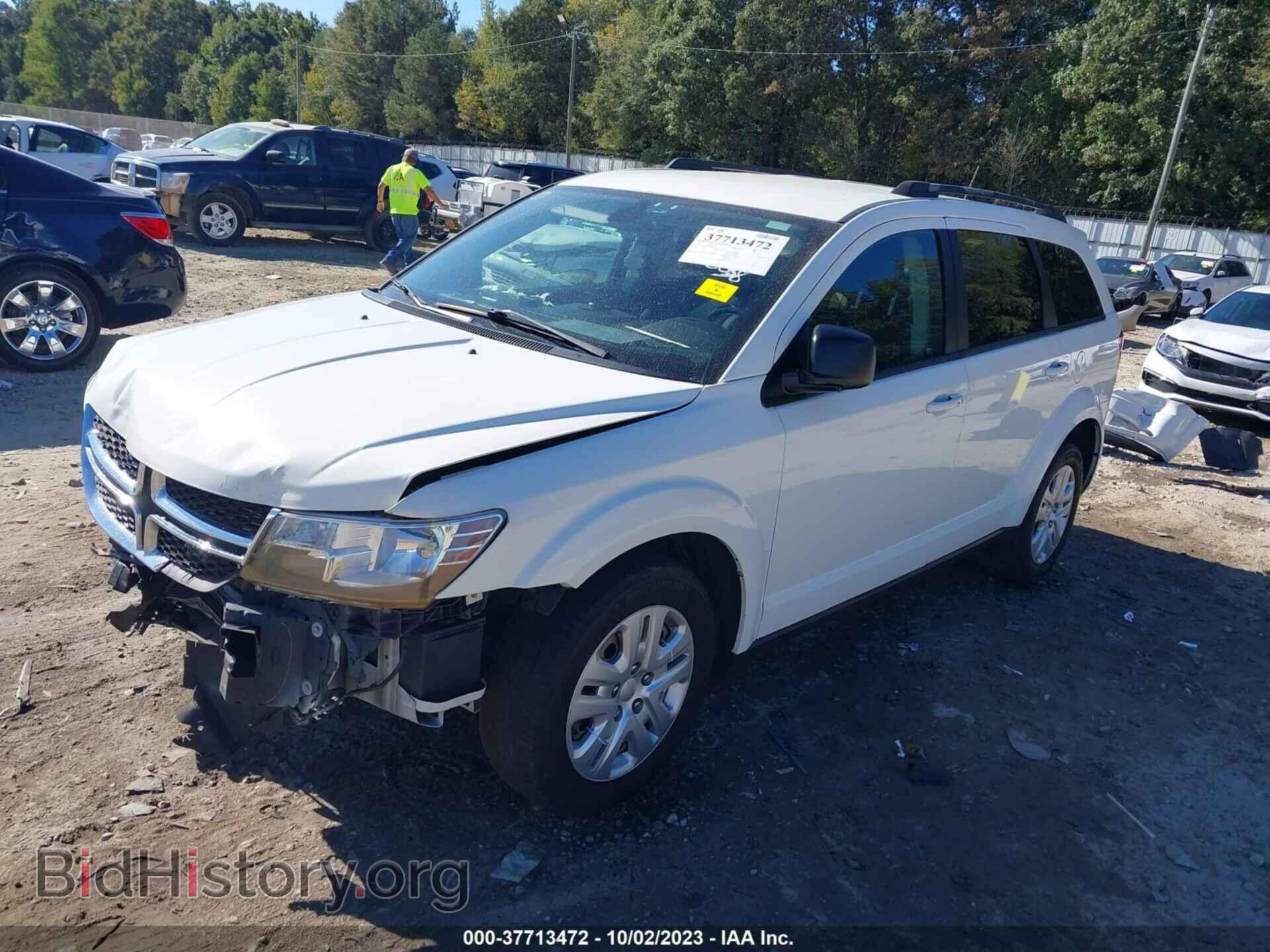 2018 DODGE JOURNEY - VIN: 3C4PDCAB2JT496038 - Photo 2