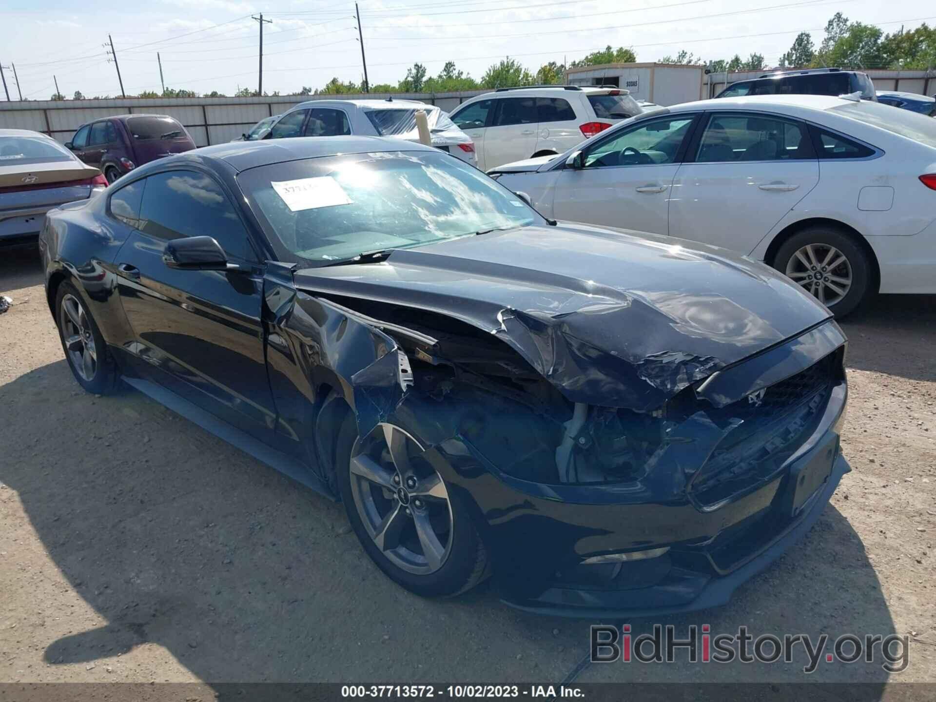 Photo 1FA6P8AM3F5337558 - FORD MUSTANG 2015