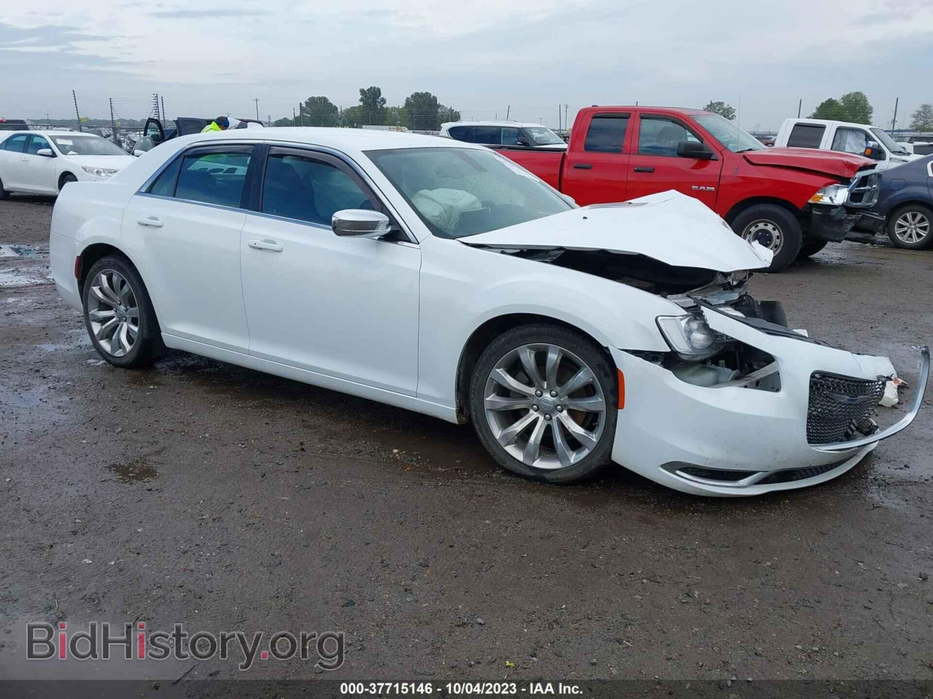 Photo 2C3CCAAG3KH682963 - CHRYSLER 300 2019