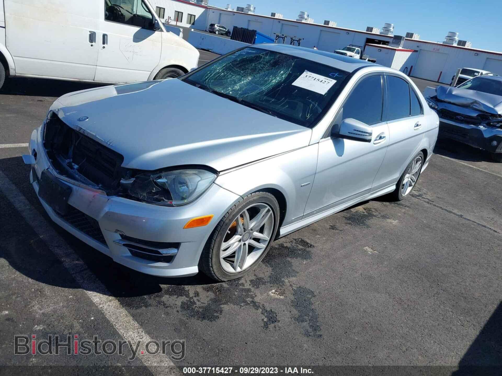 2012 MERCEDES-BENZ C-CLASS - VIN: WDDGF4HB9CR223377 - Фото 2