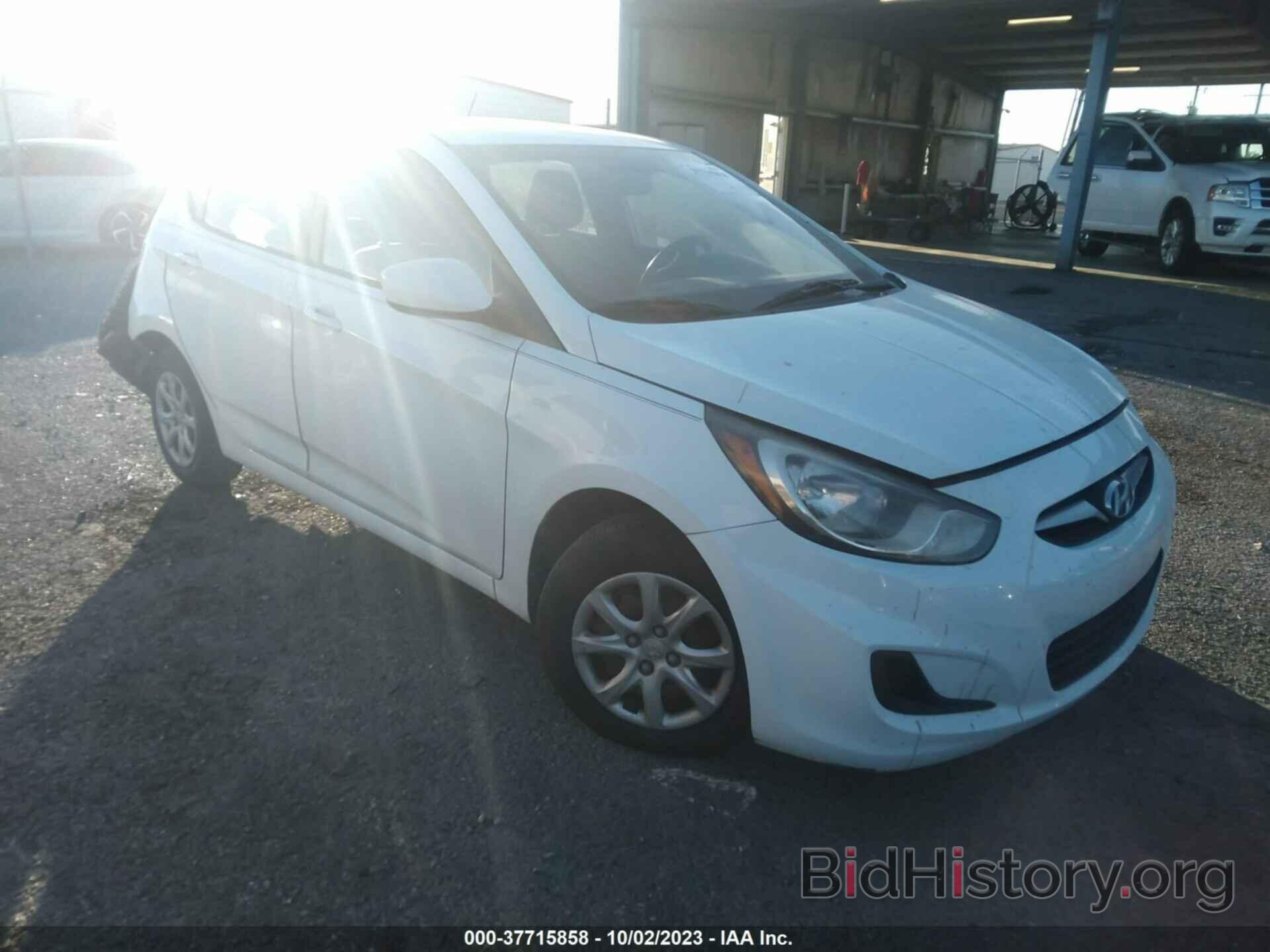 Photo KMHCT5AE3CU031232 - HYUNDAI ACCENT 2012