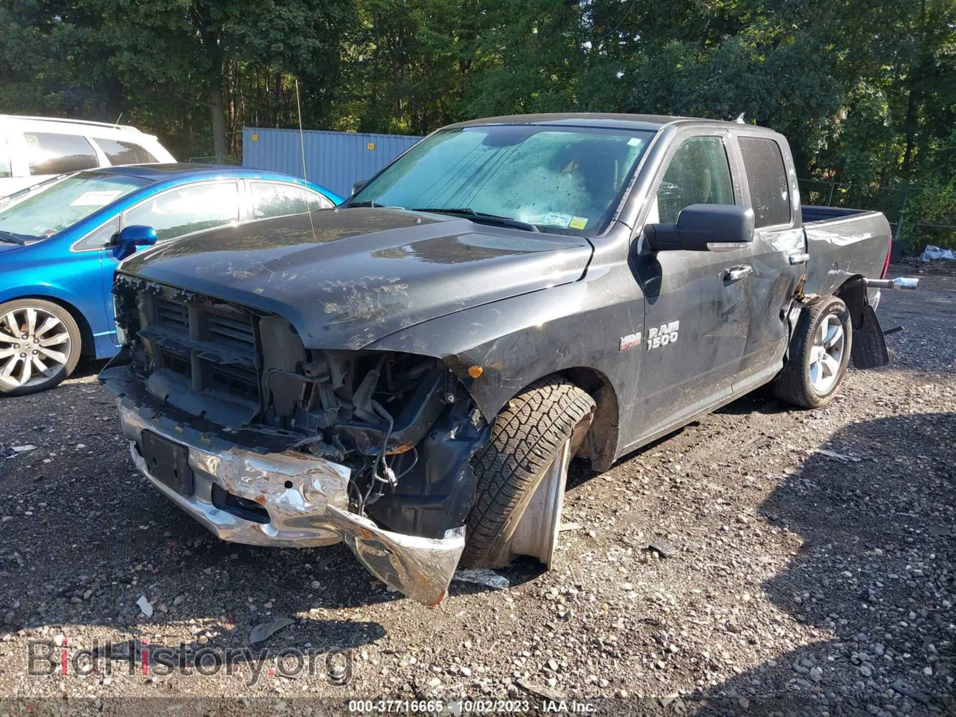 2017 RAM 1500 - VIN: 1C6RR7GT5HS632568 - Фото 2