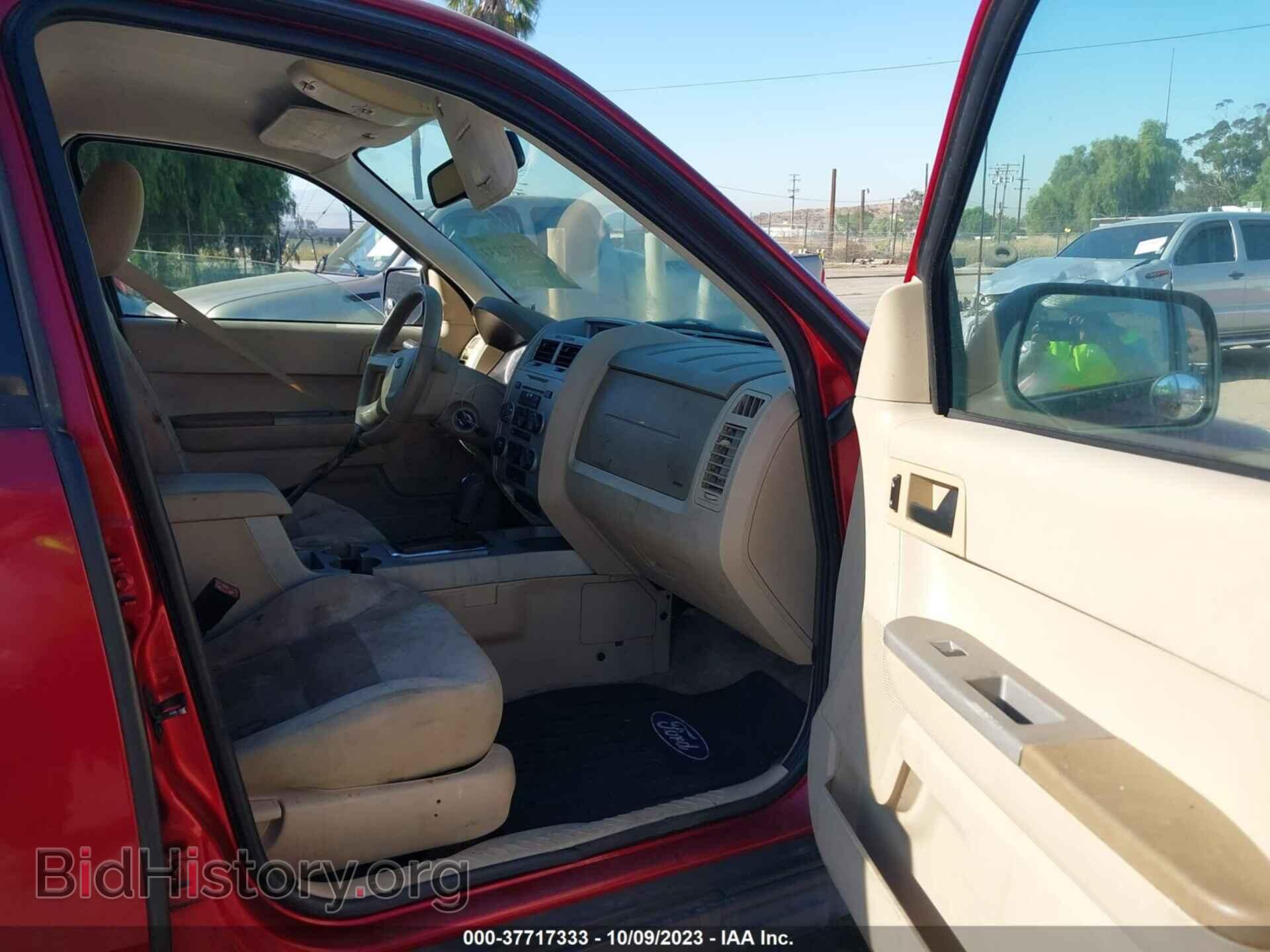 2008 FORD ESCAPE - VIN: 1FMCU93138KD06048 - Фото 5
