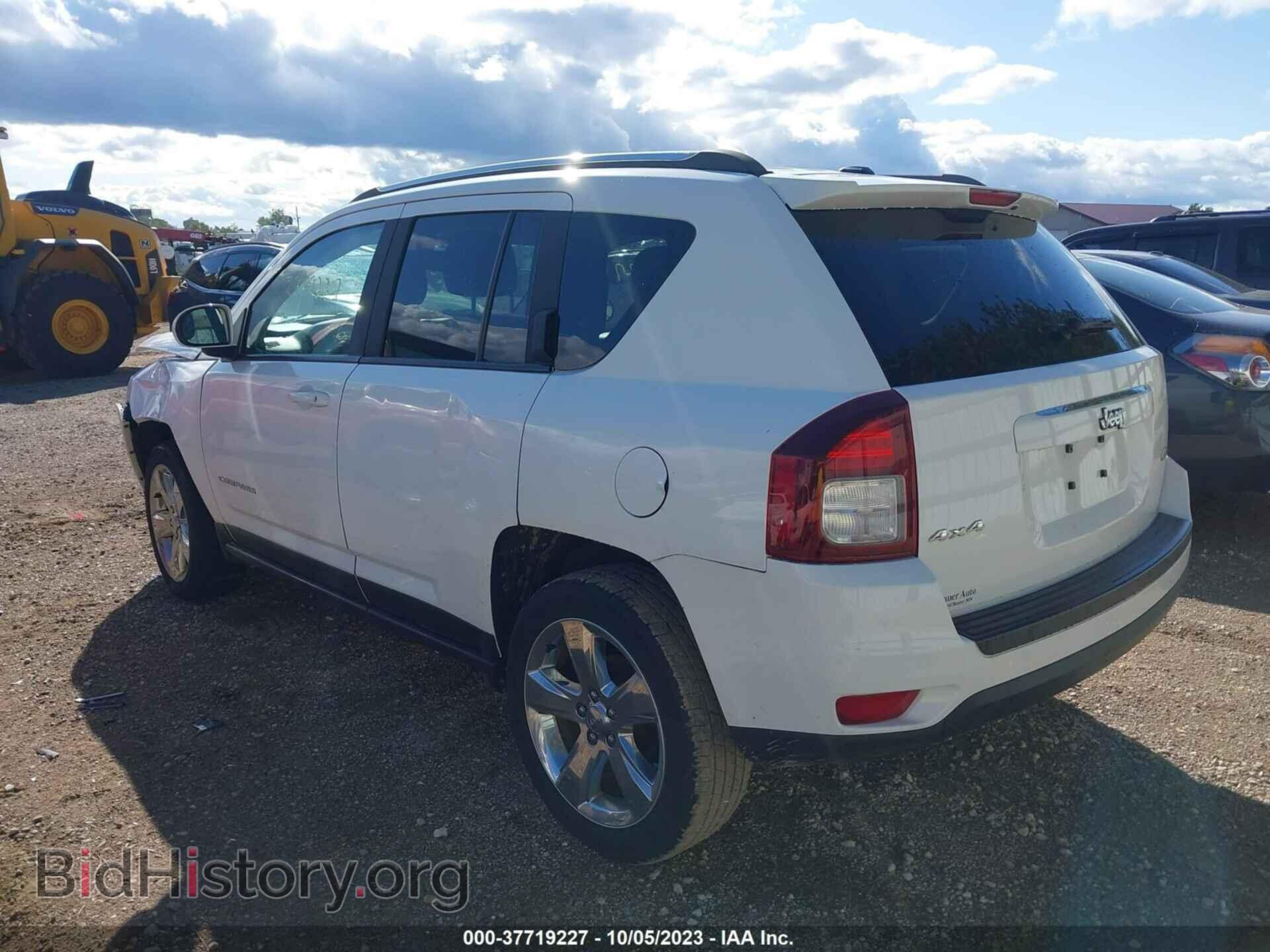 2014 JEEP COMPASS - VIN: 1C4NJDEB2ED863371 - Фото 3