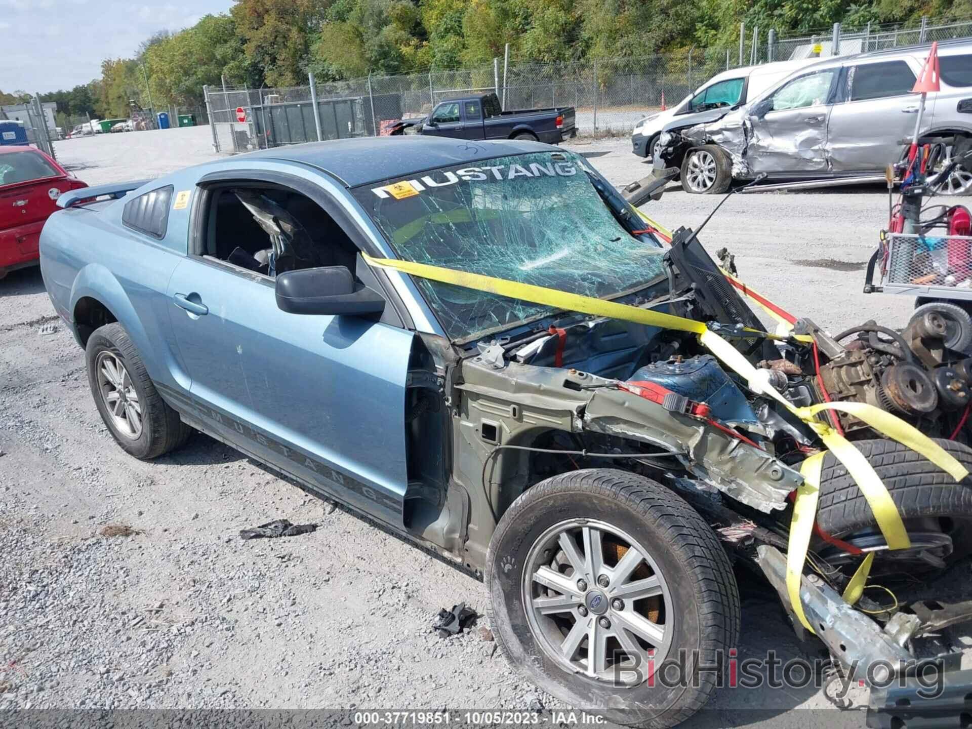 Photo 1ZVFT80N765153477 - FORD MUSTANG 2006