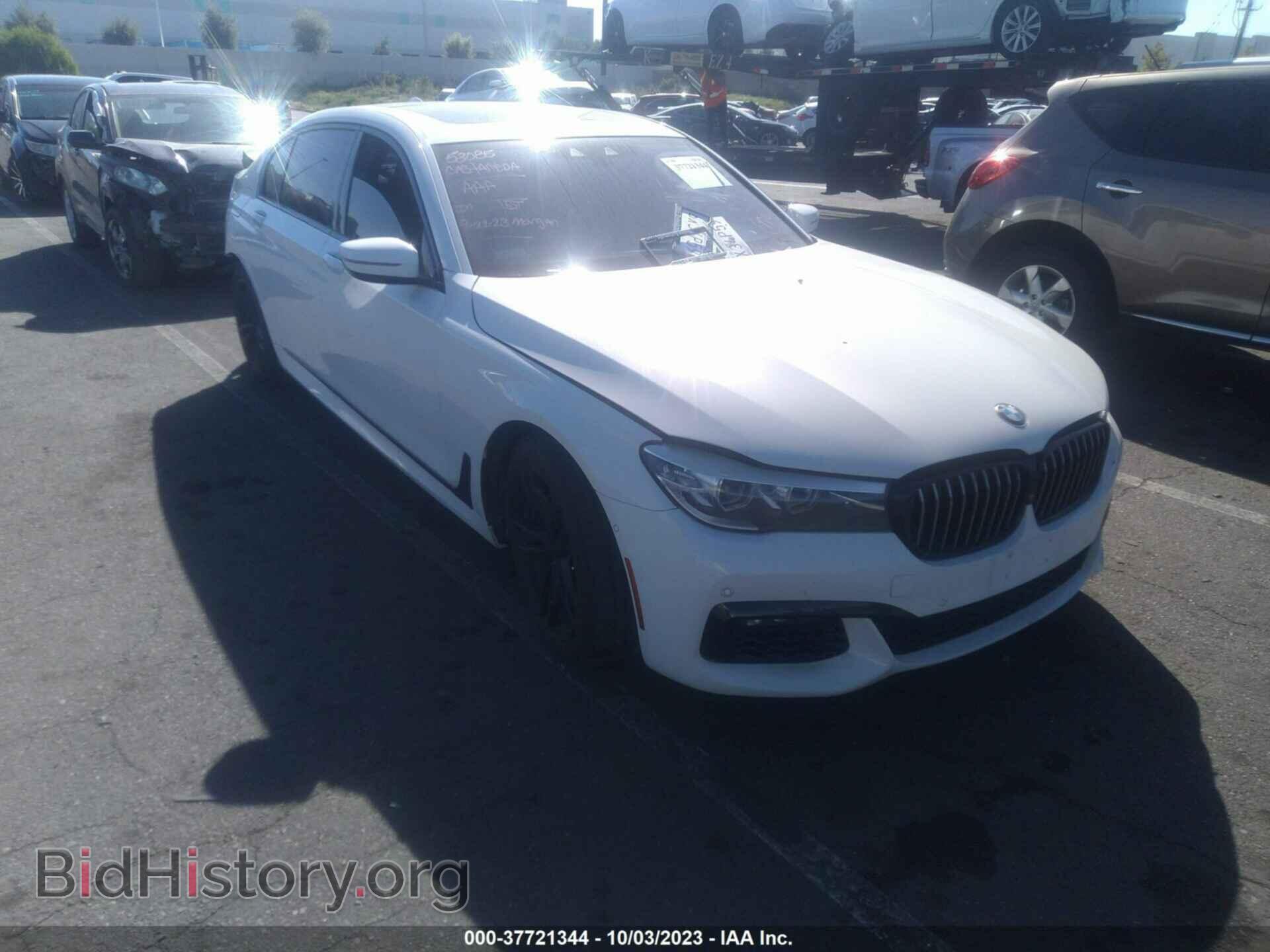 Фотография WBA7E2C58HG739703 - BMW 7 SERIES 2017