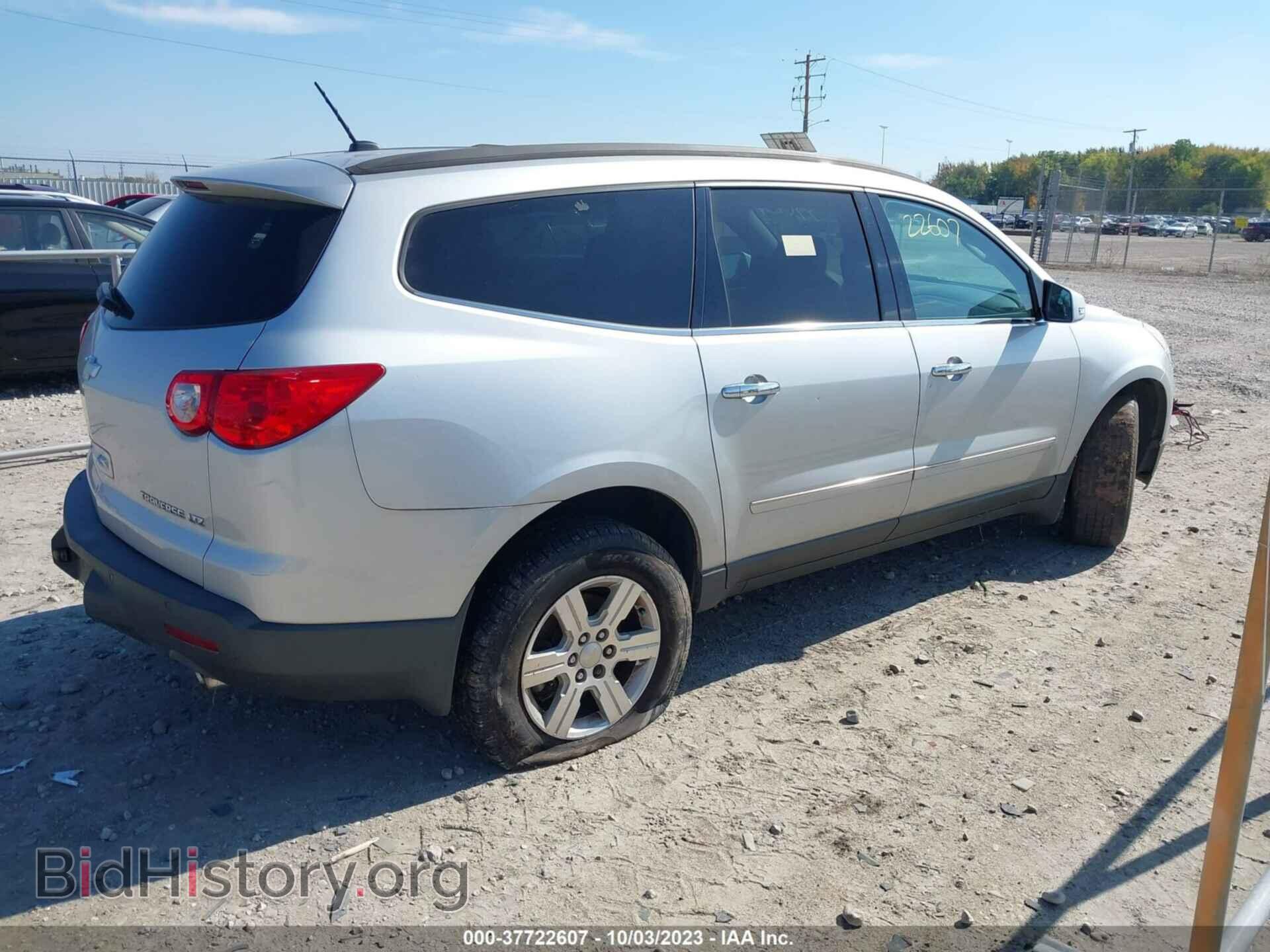 2012 CHEVROLET TRAVERSE - VIN: 1GNKVLED7CJ153519 - Фото 4