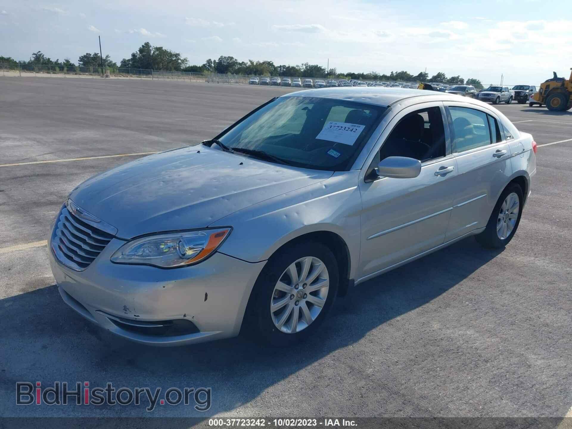 2012 CHRYSLER 200 - VIN: 1C3CCBBB6CN162709 - Фото 2