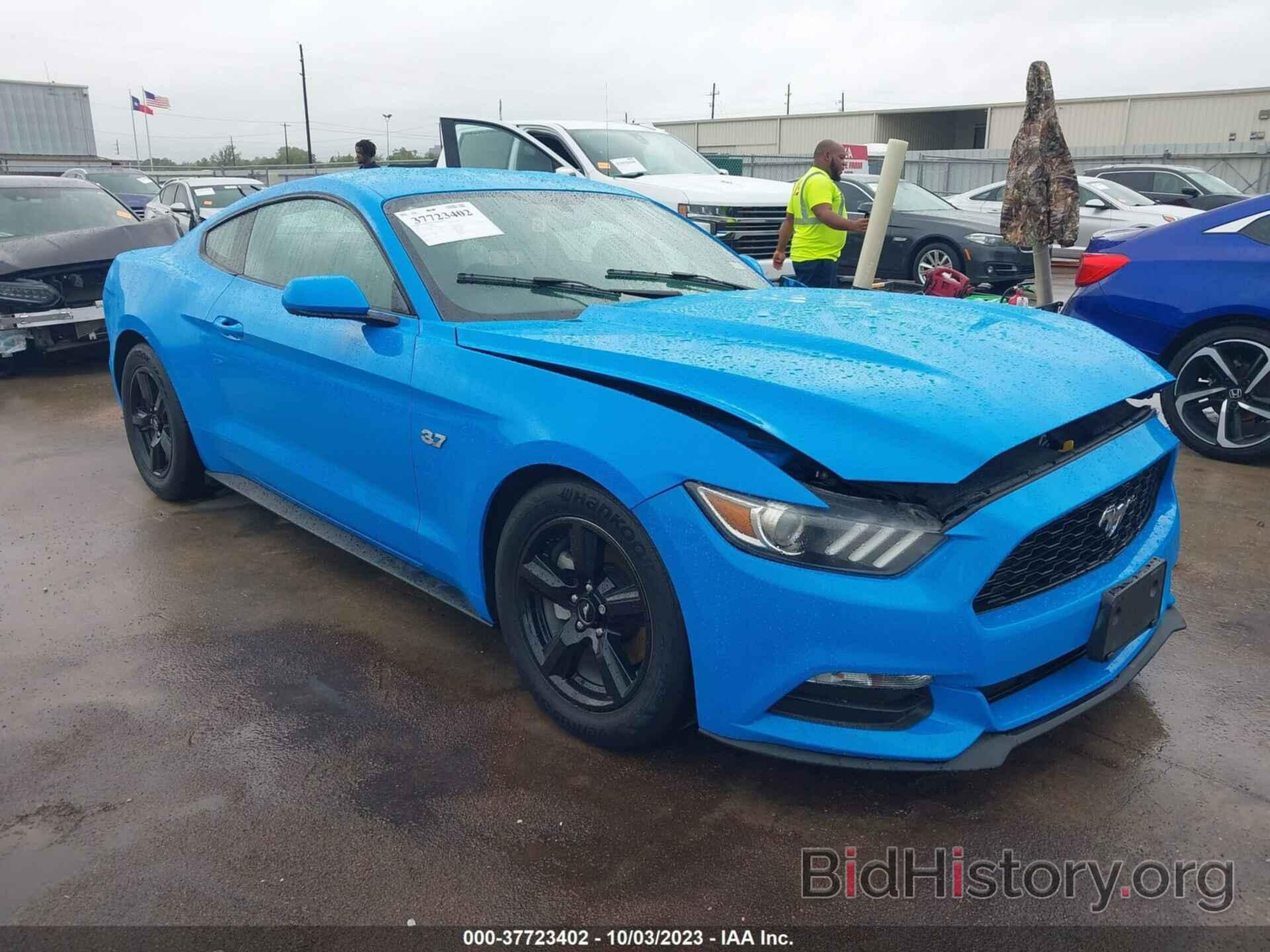 Photo 1FA6P8AM3H5203068 - FORD MUSTANG 2017