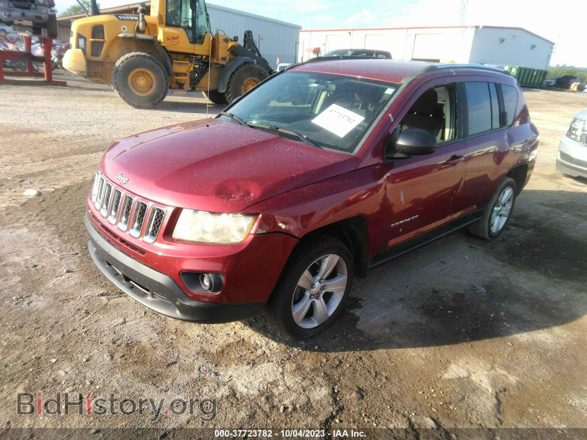 2012 JEEP COMPASS - VIN: 1C4NJCEB2CD606119 - Photo 2