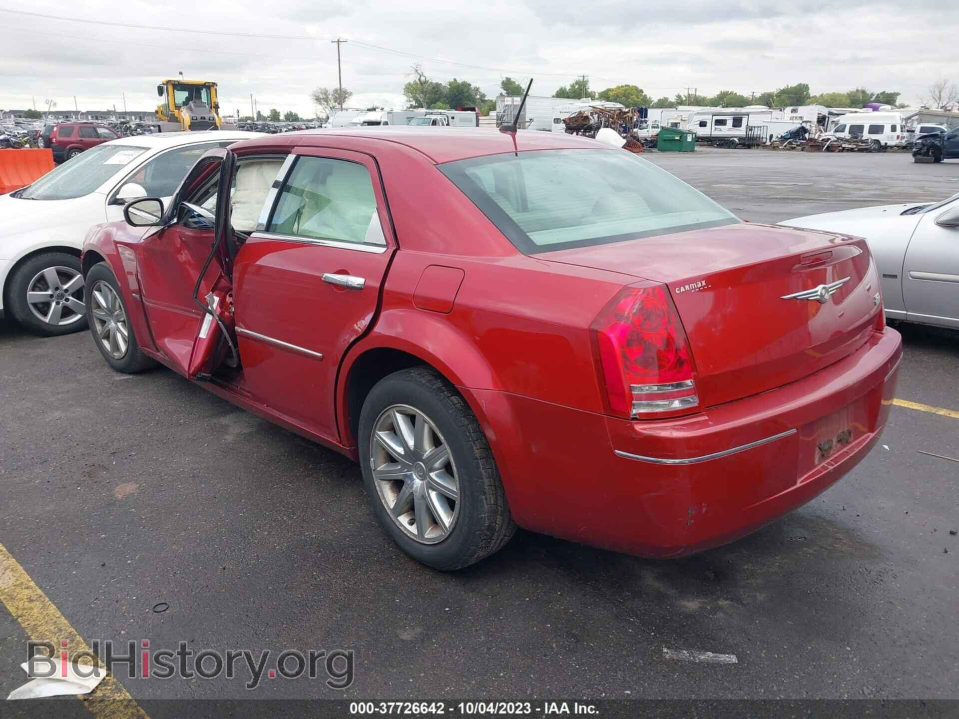 2008 CHRYSLER 300 - VIN: 2C3LA53G88H319741 - Фото 3