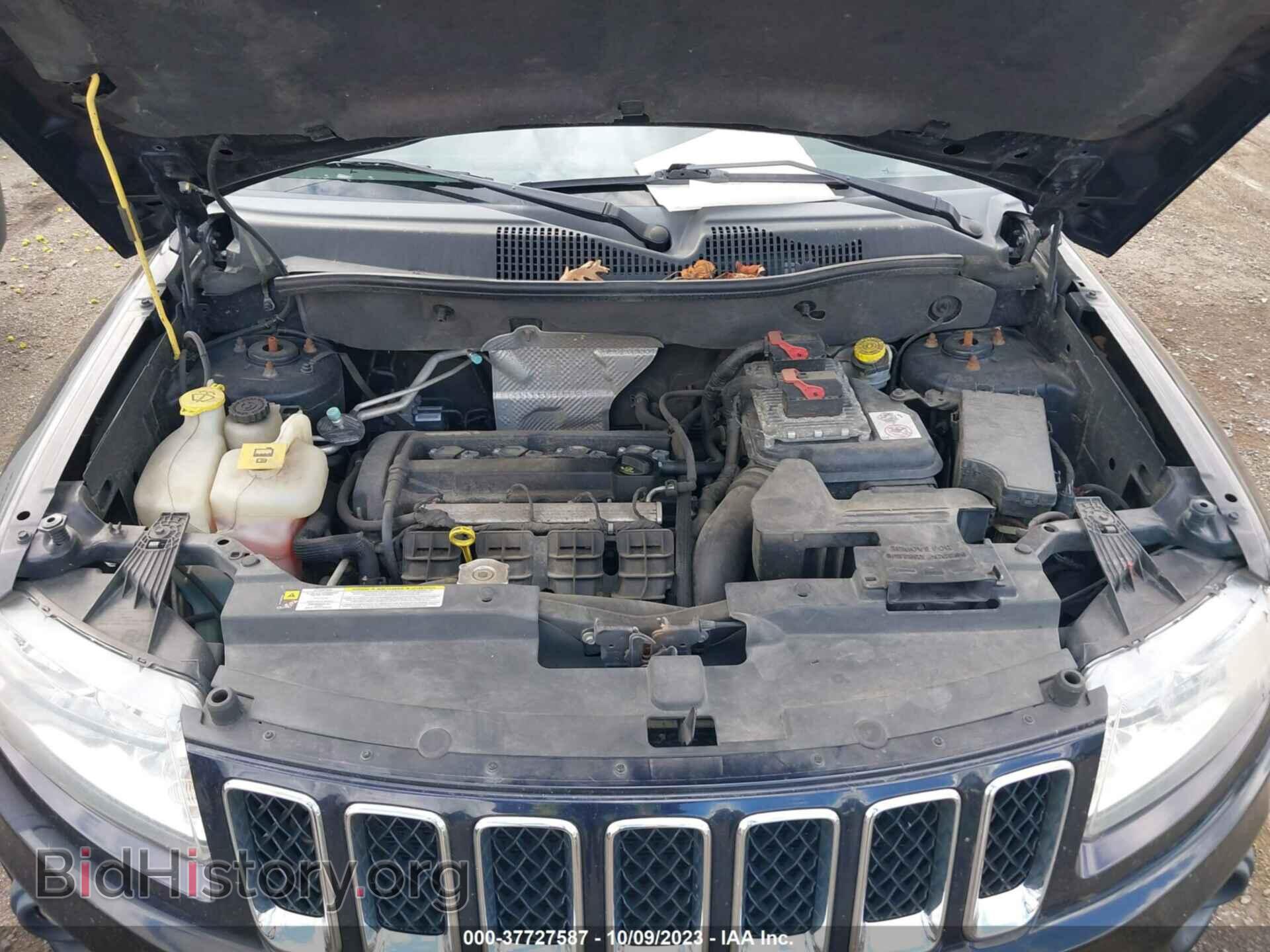 2011 JEEP COMPASS - VIN: 1J4NT1FA0BD176622 - Photo 10