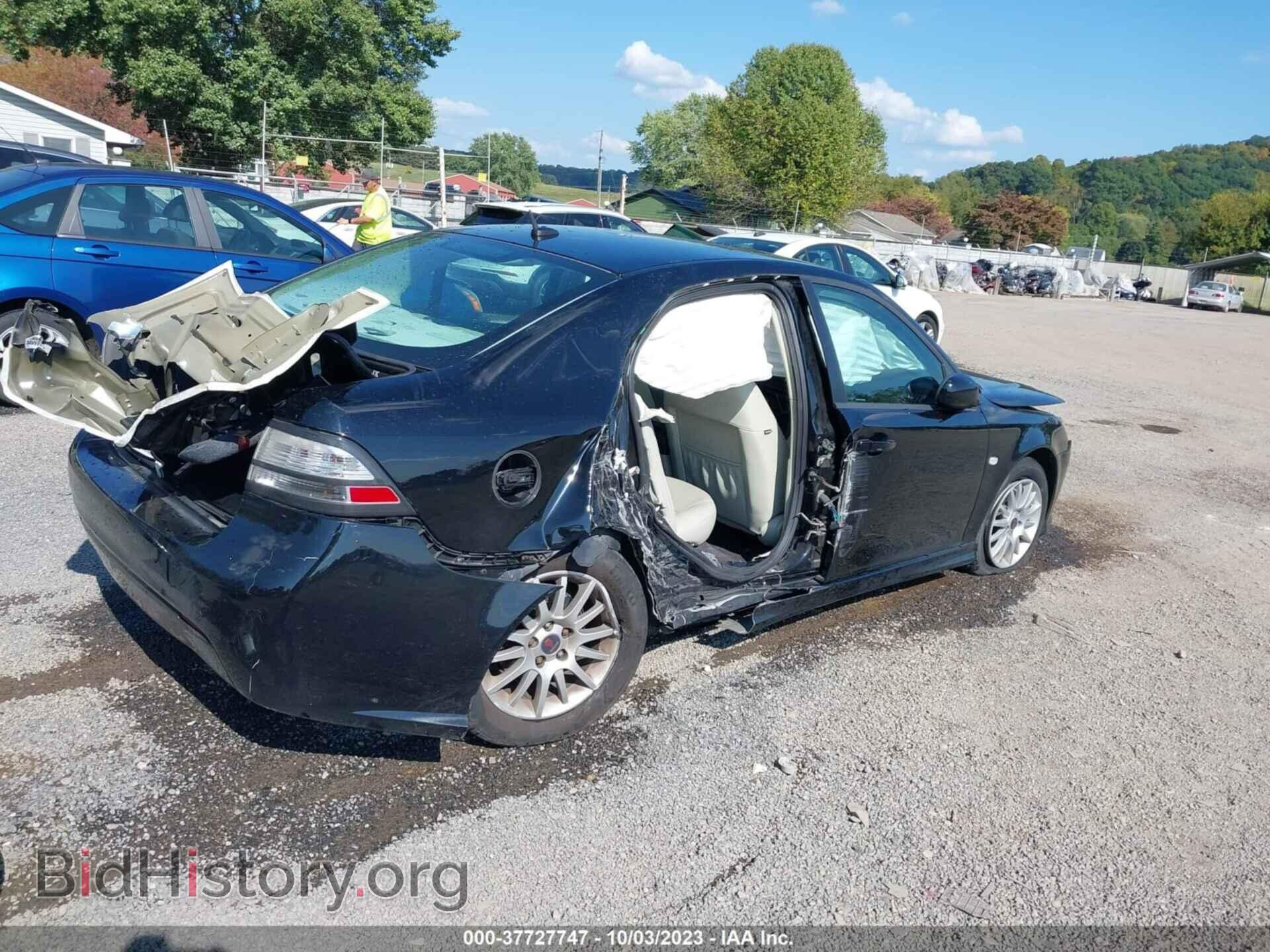 2011 SAAB 9-3 - VIN: YS3FA4CY2B1302766 - Фото 4