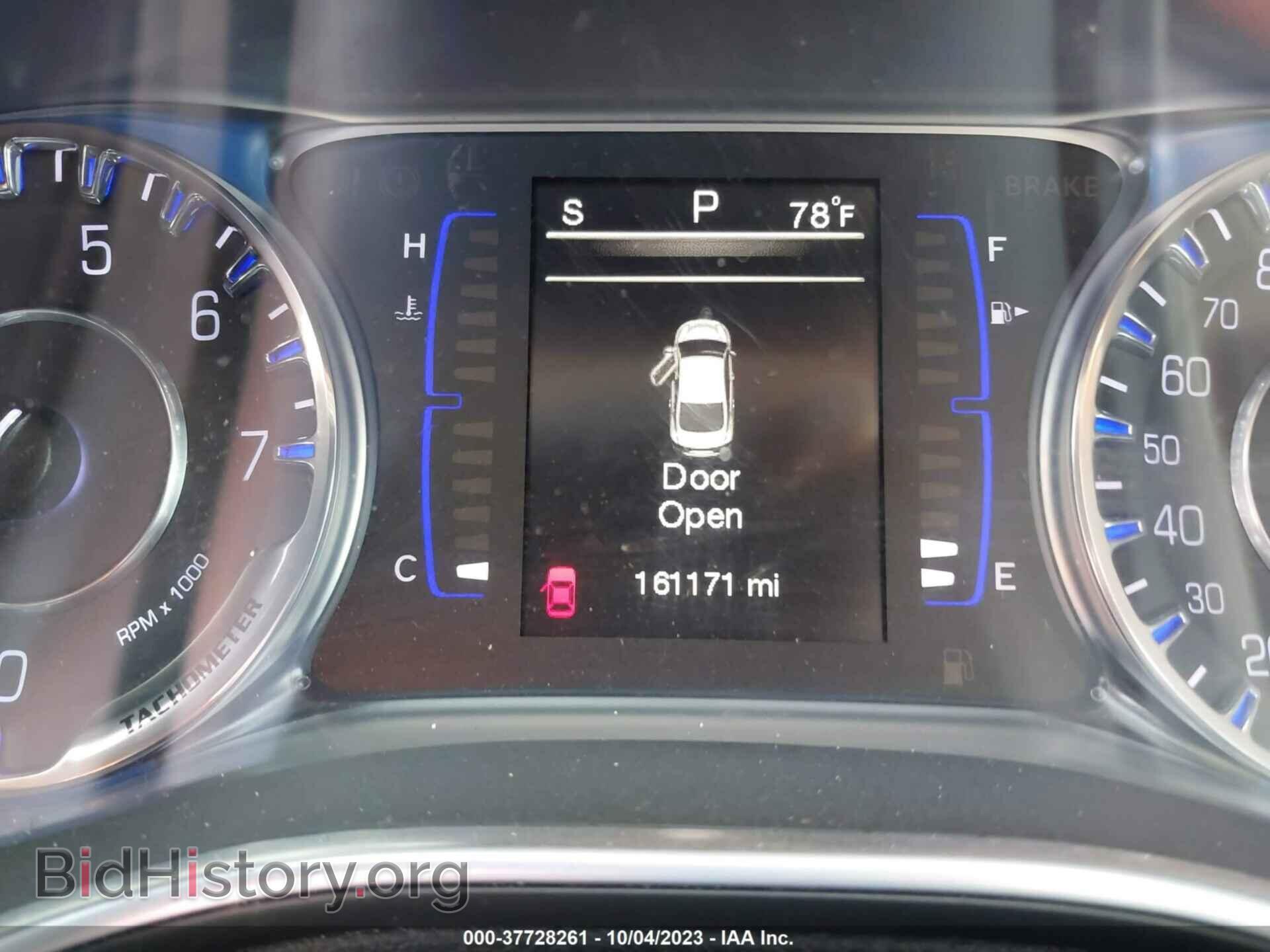 2015 CHRYSLER 200 - VIN: 1C3CCCAB2FN725895 - Фото 16