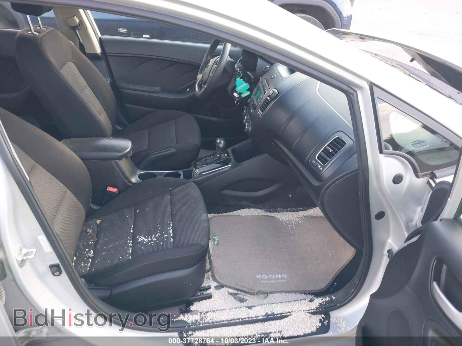 2017 KIA FORTE - VIN: 3KPFK4A77HE111056 - Фото 5