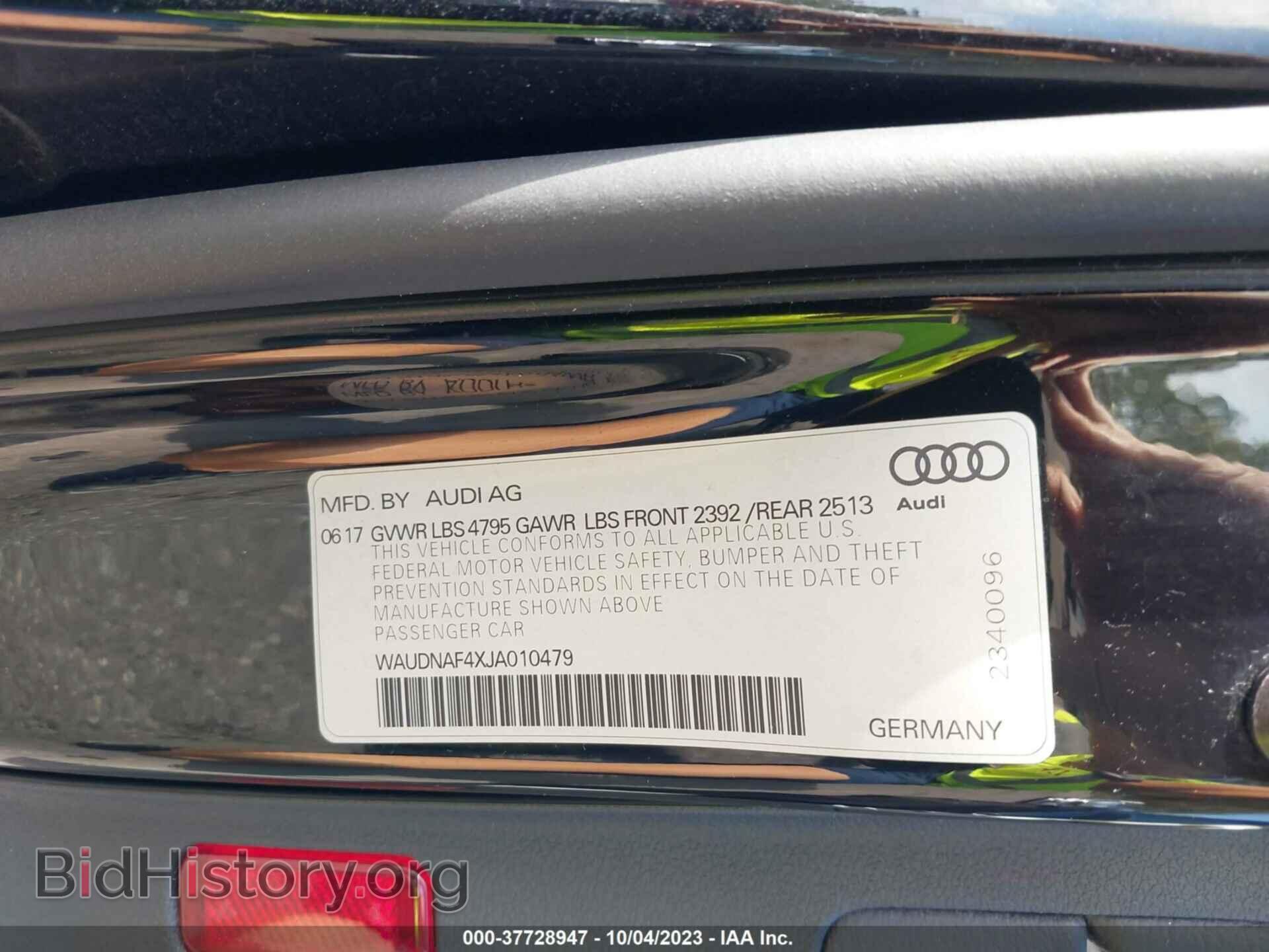 2018 AUDI A4 - VIN: WAUDNAF4XJA010479 - Фото 9