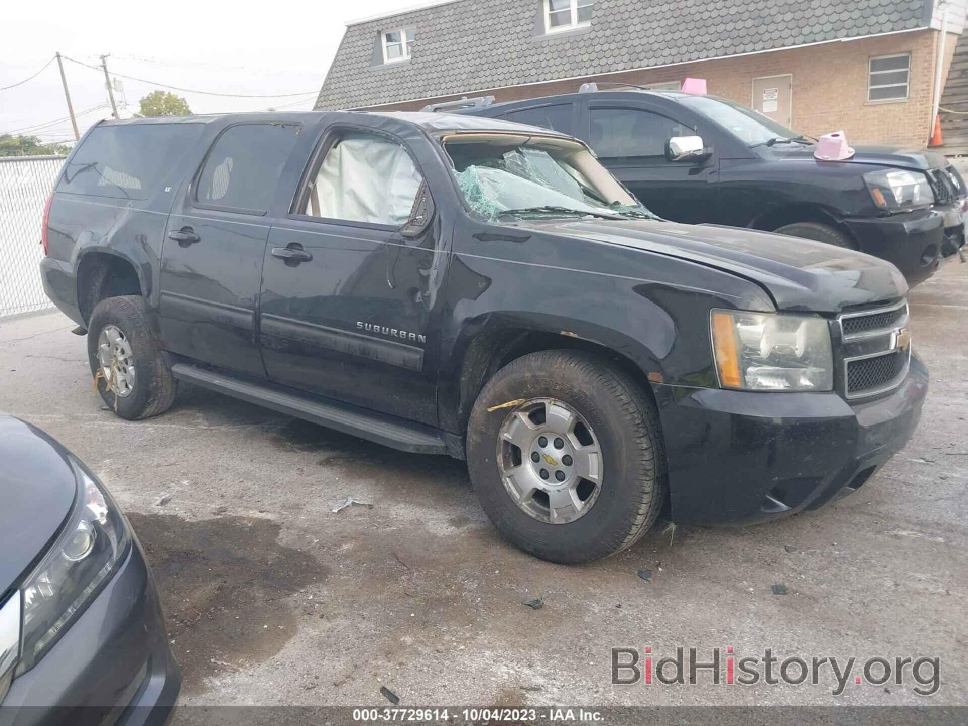 Photo 1GNUKJE31AR179190 - CHEVROLET SUBURBAN 2010