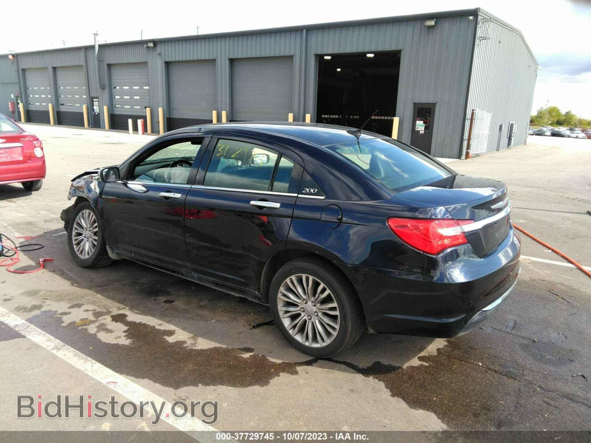 2012 CHRYSLER 200 - VIN: 1C3CCBCB0CN257846 - Фото 3