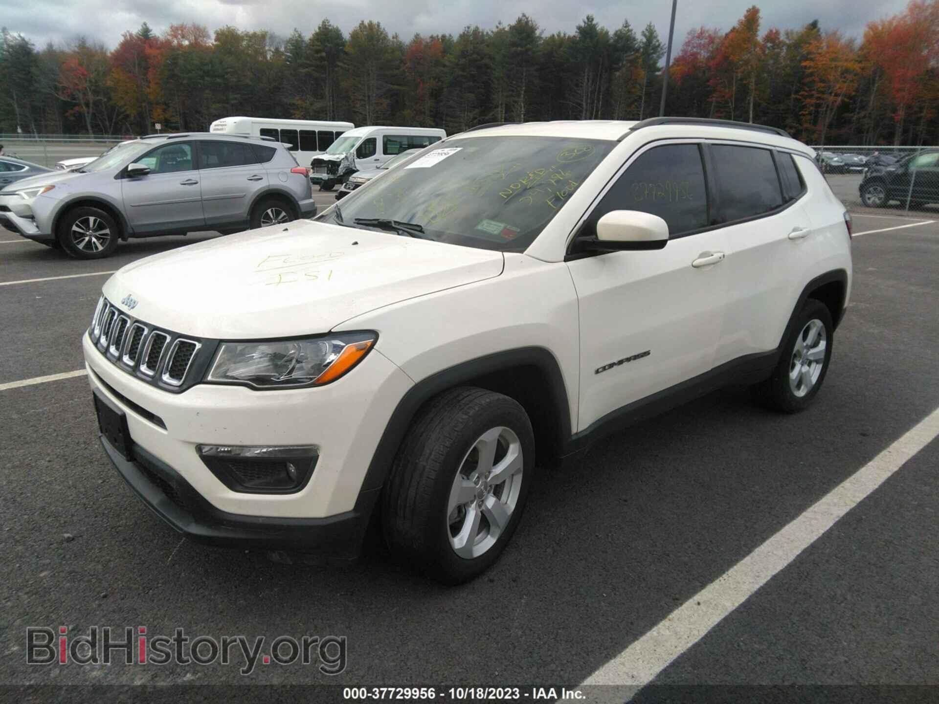 2018 JEEP COMPASS - VIN: 3C4NJDBB2JT373070 - Фото 2