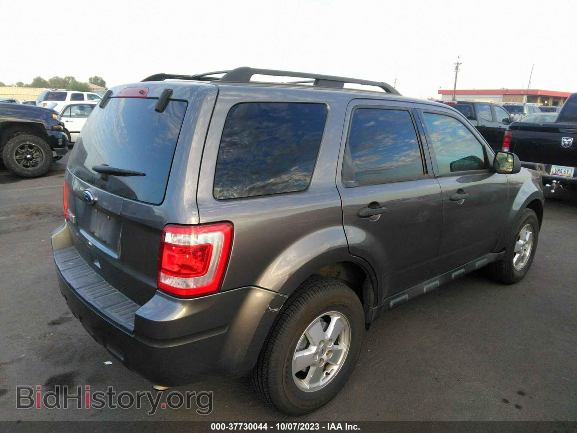 2011 FORD ESCAPE - VIN: 1FMCU0D79BKA33557 - Фото 4