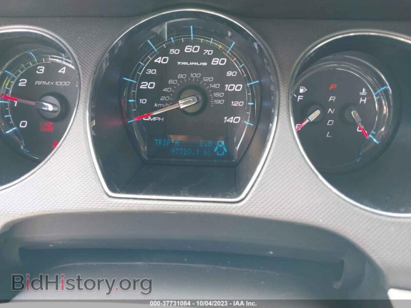 2011 Ford TAURUS (VIN 1FAHP2DW0BG103136) — photo 7 of 11