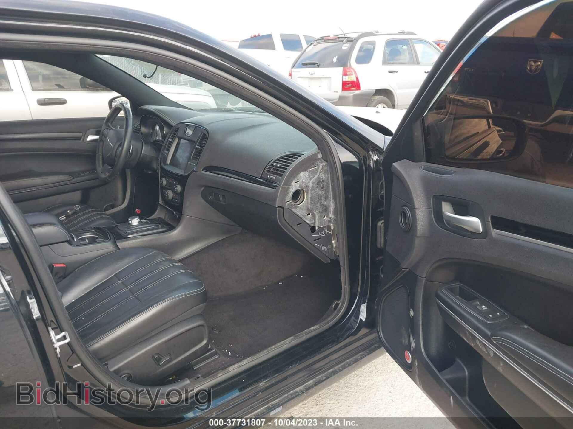 2017 CHRYSLER 300 - VIN: 2C3CCABGXHH508153 - Фото 5