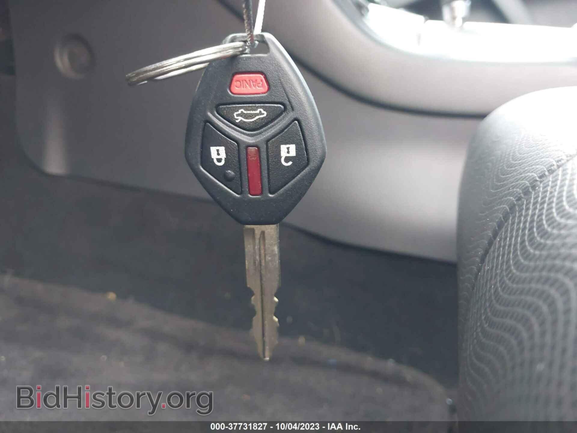 2011 MITSUBISHI ECLIPSE - VIN: 4A37L5EF5BE002796 - Фото 11