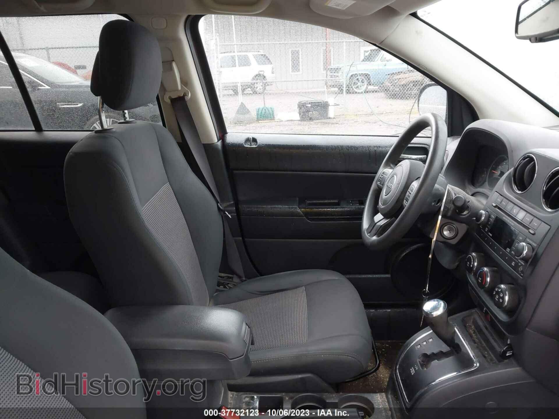 2014 JEEP COMPASS - VIN: 1C4NJDBB3ED605588 - Фото 5