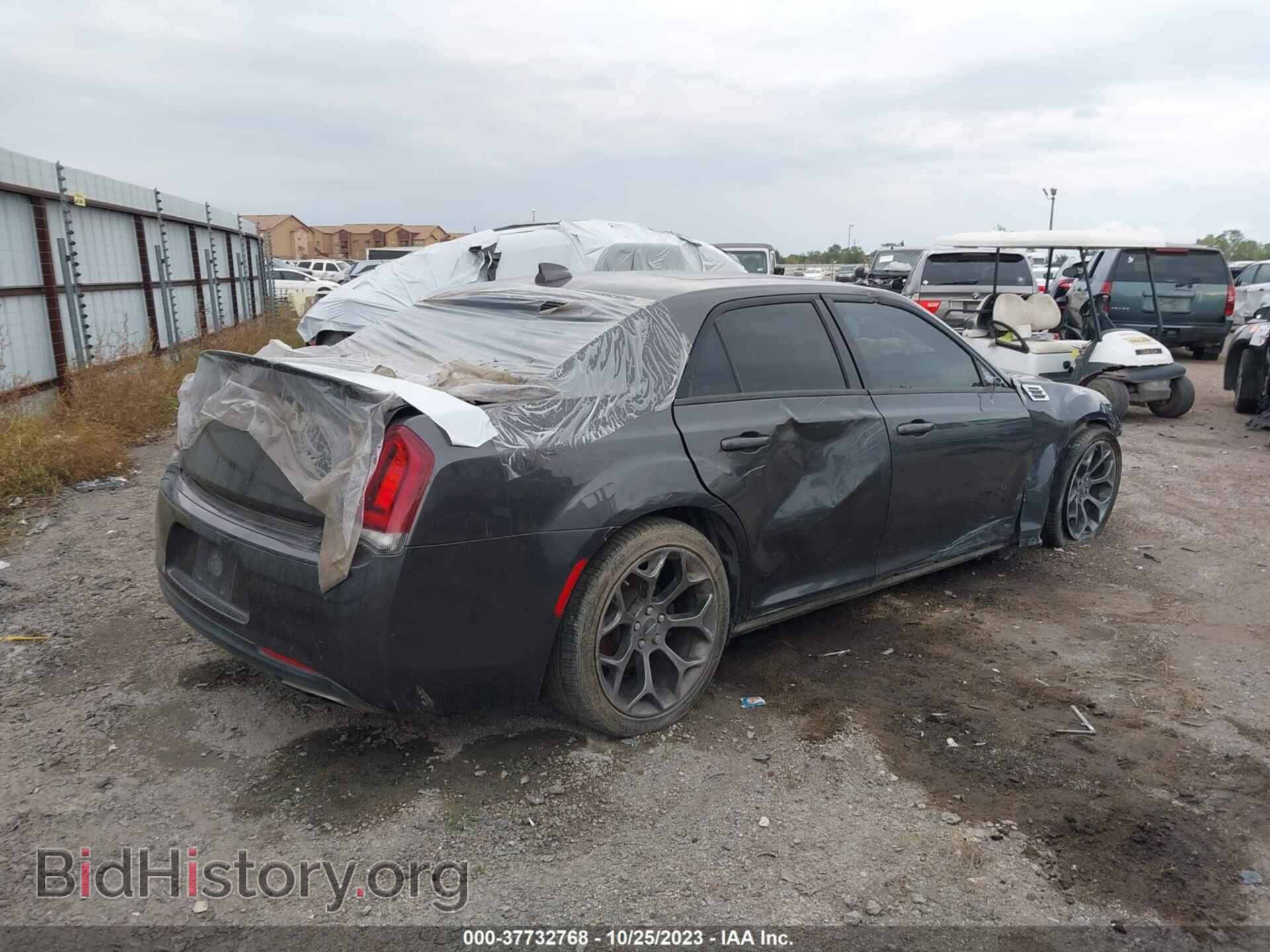 2015 CHRYSLER 300 - VIN: 2C3CCABG0FH763360 - Фото 4