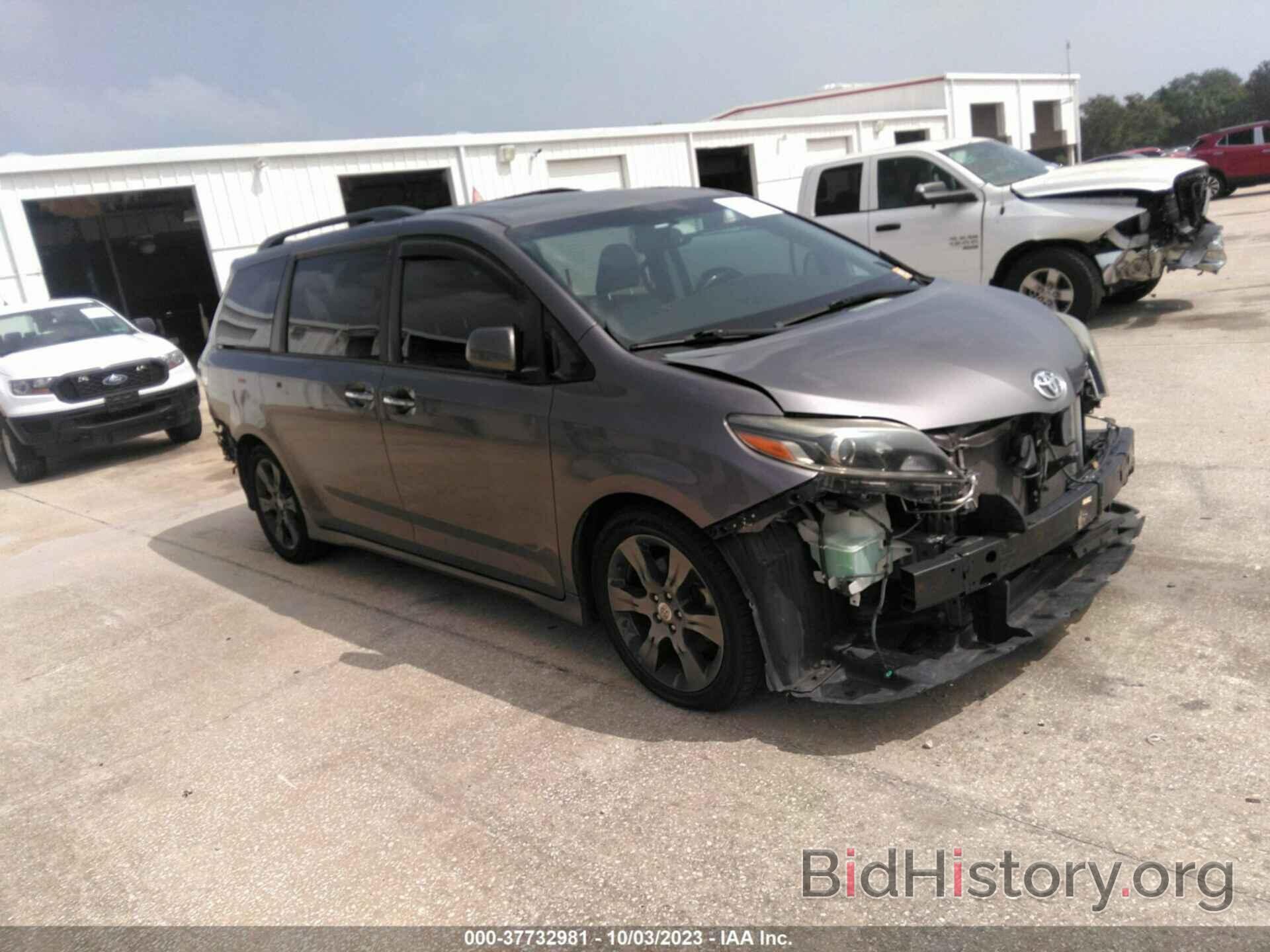 Photo 5TDXK3DCXFS597047 - TOYOTA SIENNA 2015