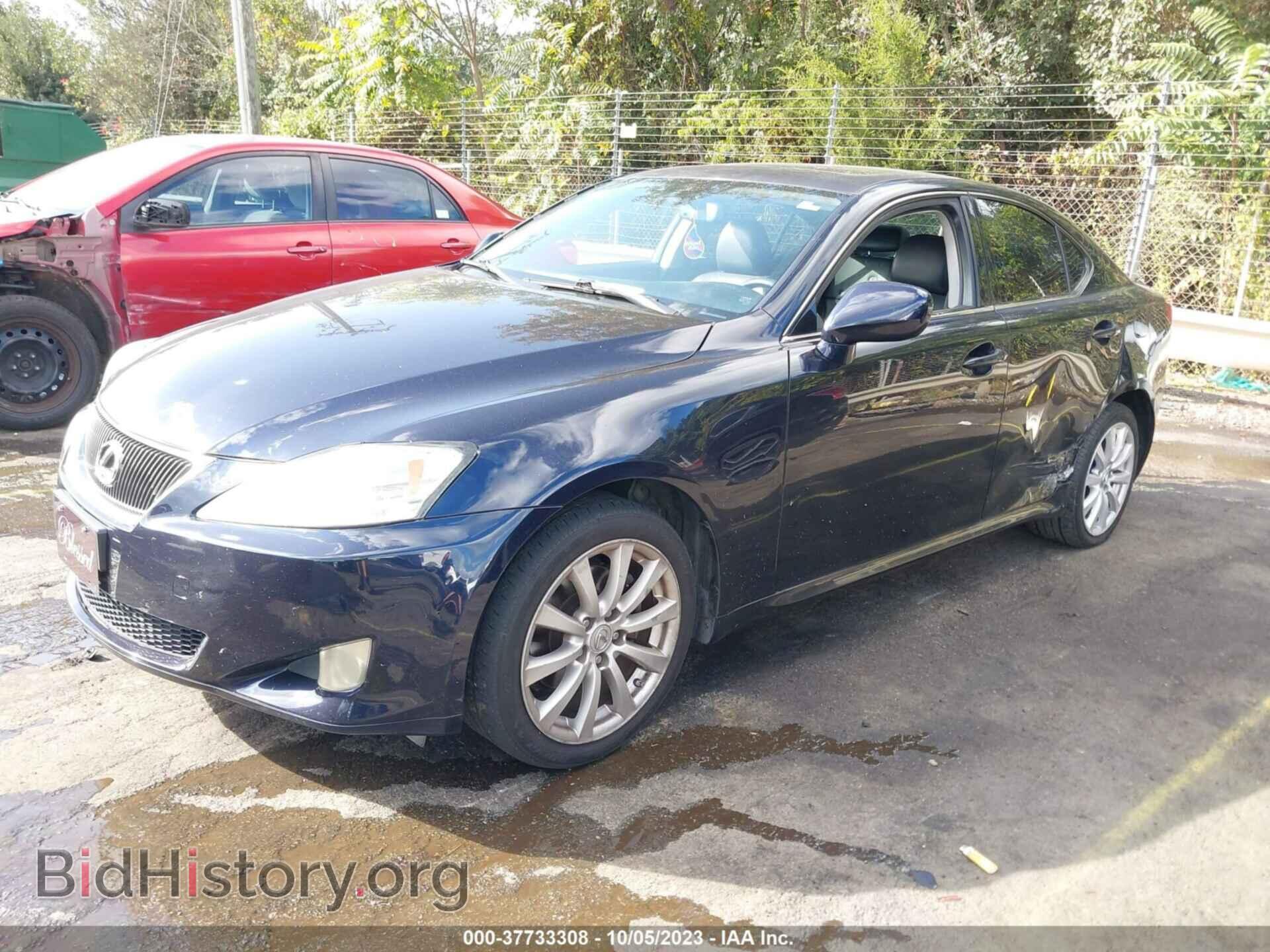 2008 LEXUS IS 250 - VIN: JTHCK262382024965 - Photo 2