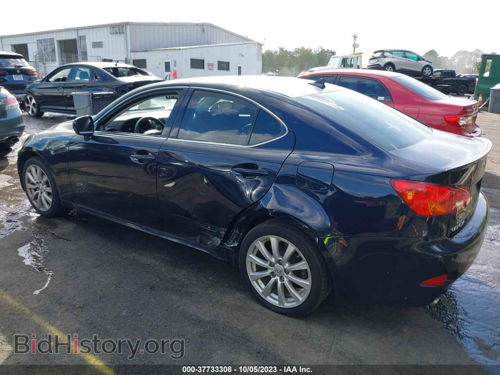 2008 LEXUS IS 250 - VIN: JTHCK262382024965 - Photo 3
